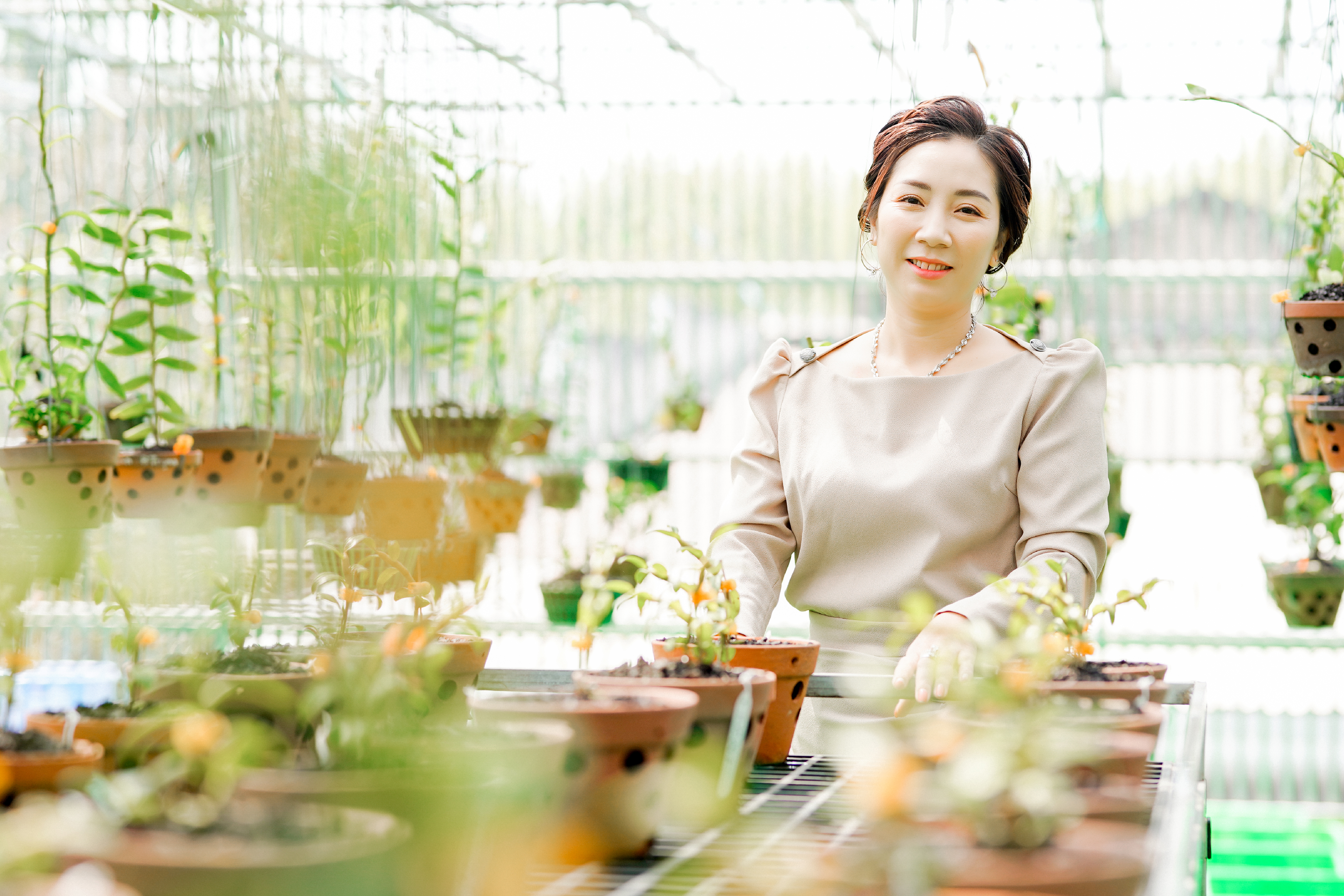 Th&#225;i Anh Tuyết - Từ một c&#244; g&#225;i bu&#244;n rau tới đại gia hoa lan - Ảnh 4