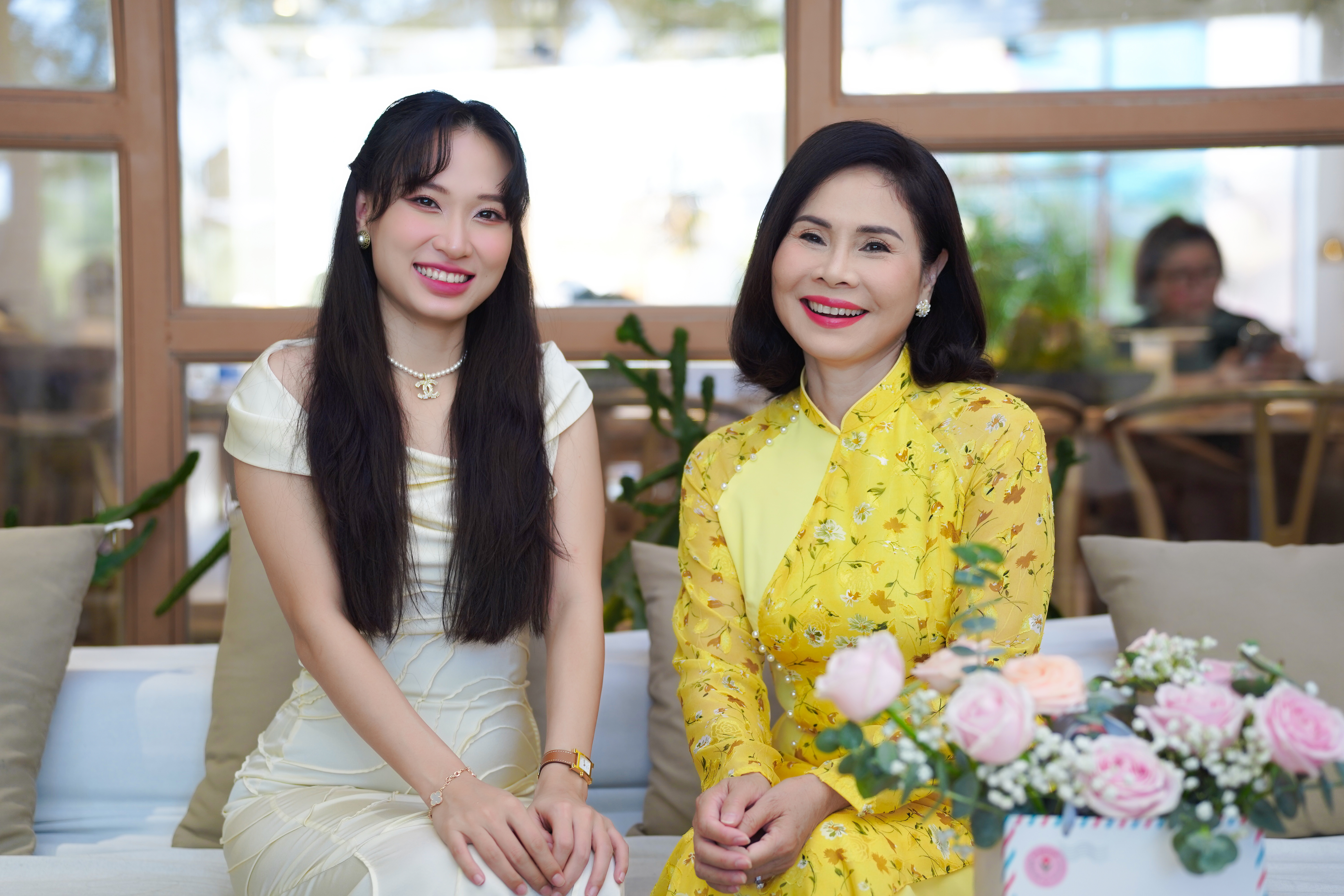 Doanh nh&acirc;n L&ecirc; Thị Thanh L&acirc;m v&agrave; Nguyễn Thị Như Lan thoải m&aacute;i chia sẻ &nbsp;b&iacute; quyết kinh doanh v&agrave; cuộc sống với chương tr&igrave;nh.