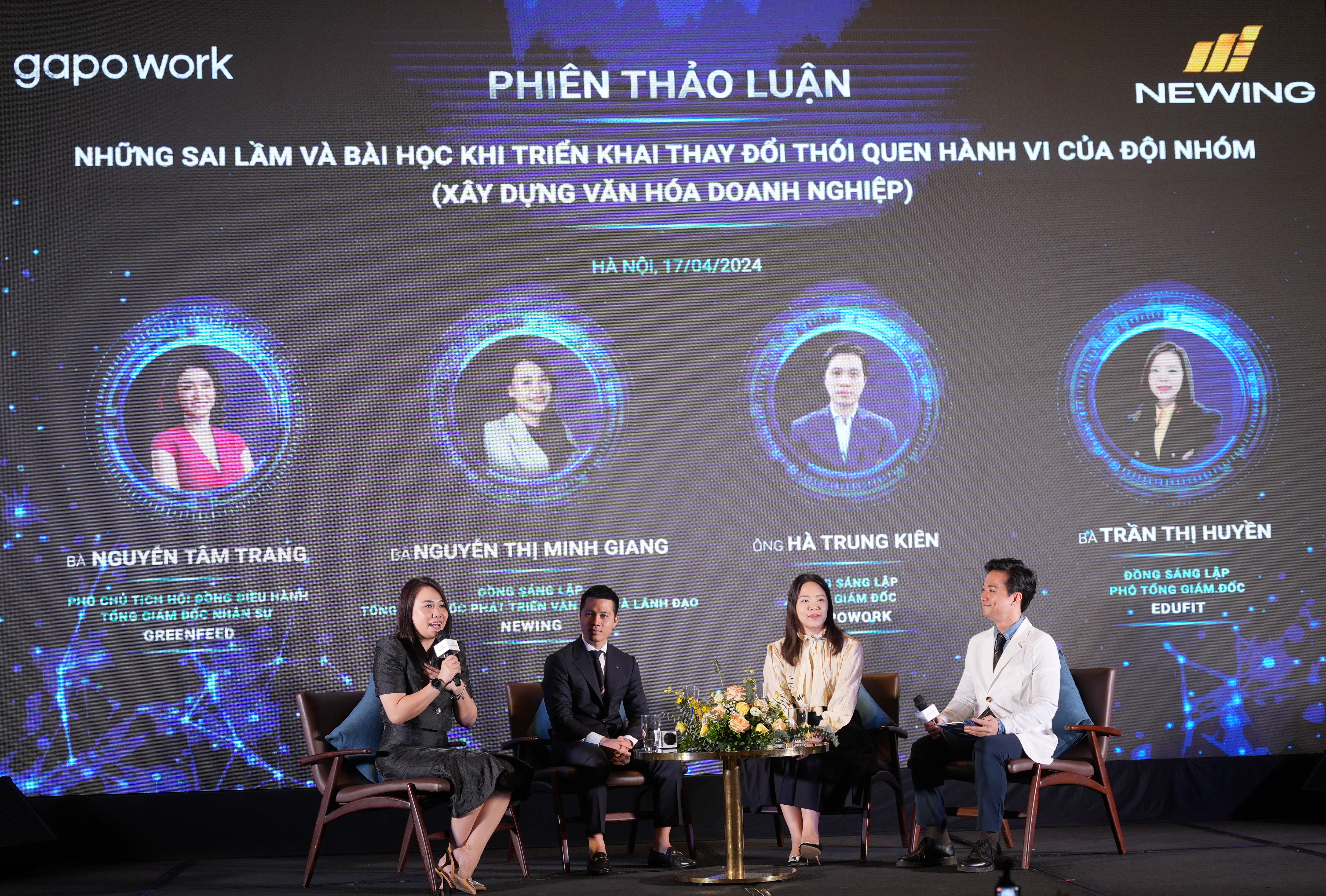 C&aacute;c chuy&ecirc;n gia tại phi&ecirc;n thảo luận&nbsp;những sai lầm v&agrave; b&agrave;i học khi triển khai thay đổi th&oacute;i quen v&agrave; h&agrave;nh vi của đội nh&oacute;m