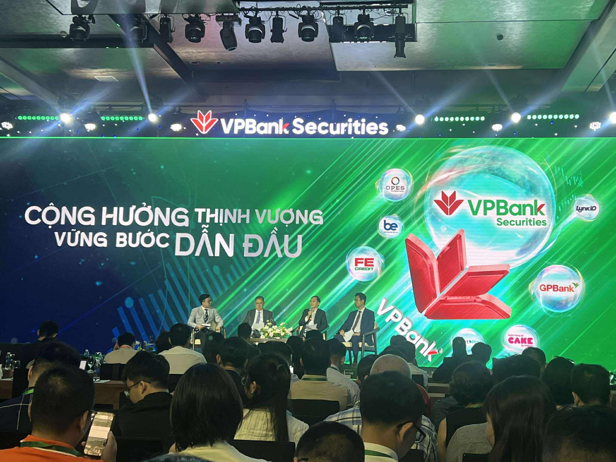 Tổng Giám đốc VPBankS: Mức giá IPO chưa phản ánh đúng giá trị của công ty - Ảnh 1 Tổng Giám đốc VPBankS: Mức giá IPO chưa phản ánh đúng giá trị của công ty - Ảnh 1