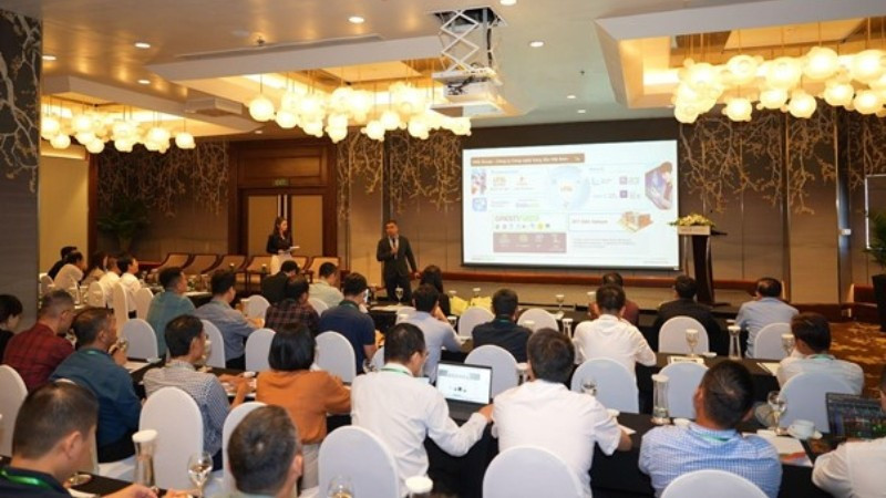Quang cảnh hội thảo “Thúc đẩy cách mạng số trong doanh nghiệp bảo hiểm và chứng khoán với AI và dữ liệu thông minh”. Quang cảnh hội thảo “Thúc đẩy cách mạng số trong doanh nghiệp bảo hiểm và chứng khoán với AI và dữ liệu thông minh”.
