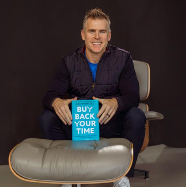 Dan Martell: Doanh nhân công nghệ biến thất bại tuổi trẻ thành đế chế triệu đô - Ảnh 2