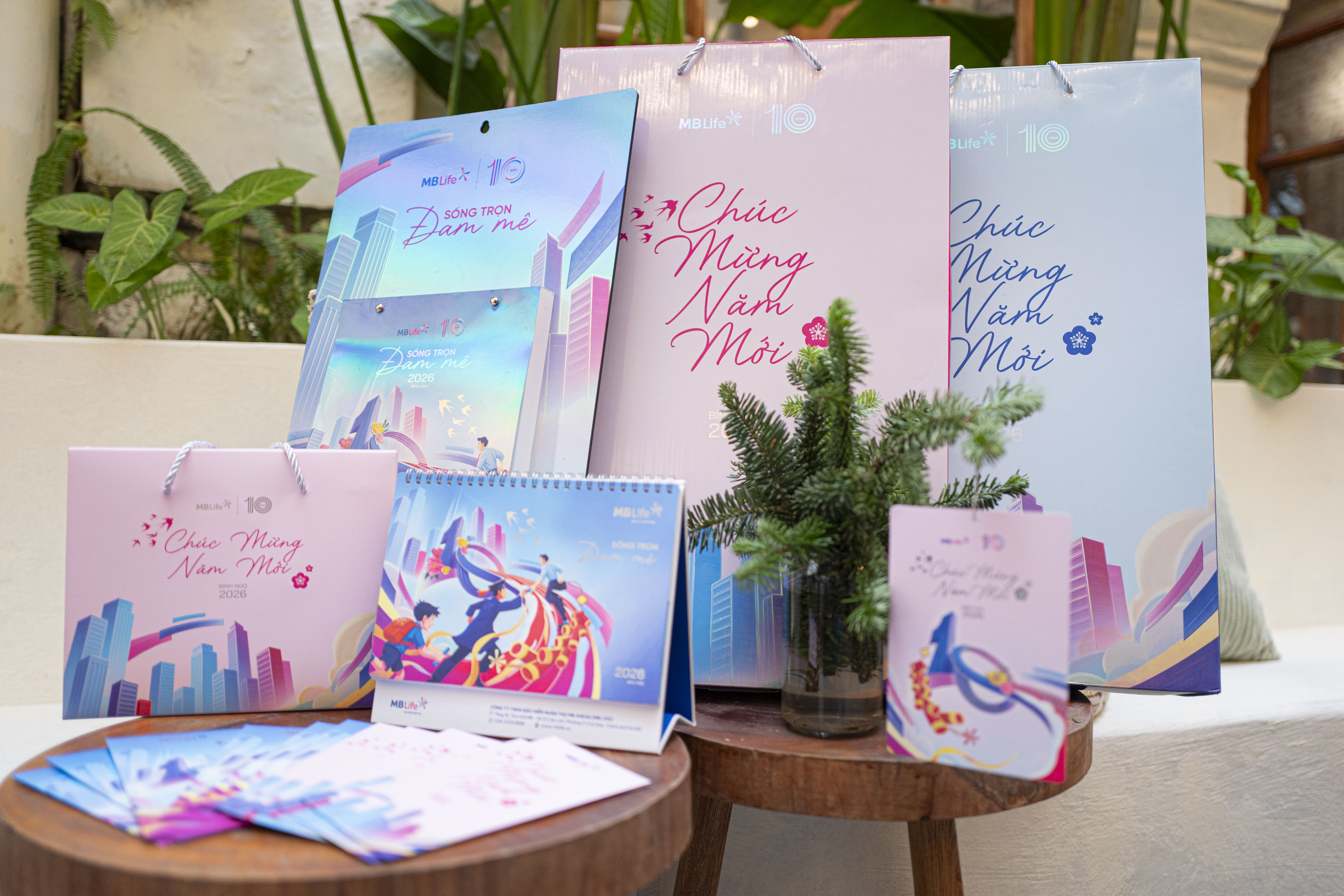 Lịch Tết 2026 của Bảo hiểm MB Life với chủ đề "Sống trọn đam mê" (Ảnh: MB Life).  