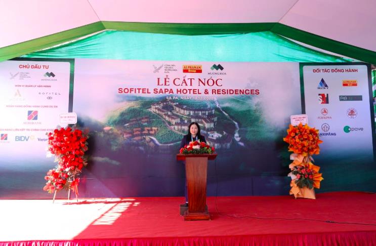 B&agrave; Vũ Thị Hiền Hạnh, Ph&oacute; chủ tịch UBND tỉnh L&agrave;o Cai nhấn mạnh &yacute; nghĩa của dự &aacute;n đối với định hướng ph&aacute;t triển du lịch chất lượng cao của tỉnh. &nbsp;