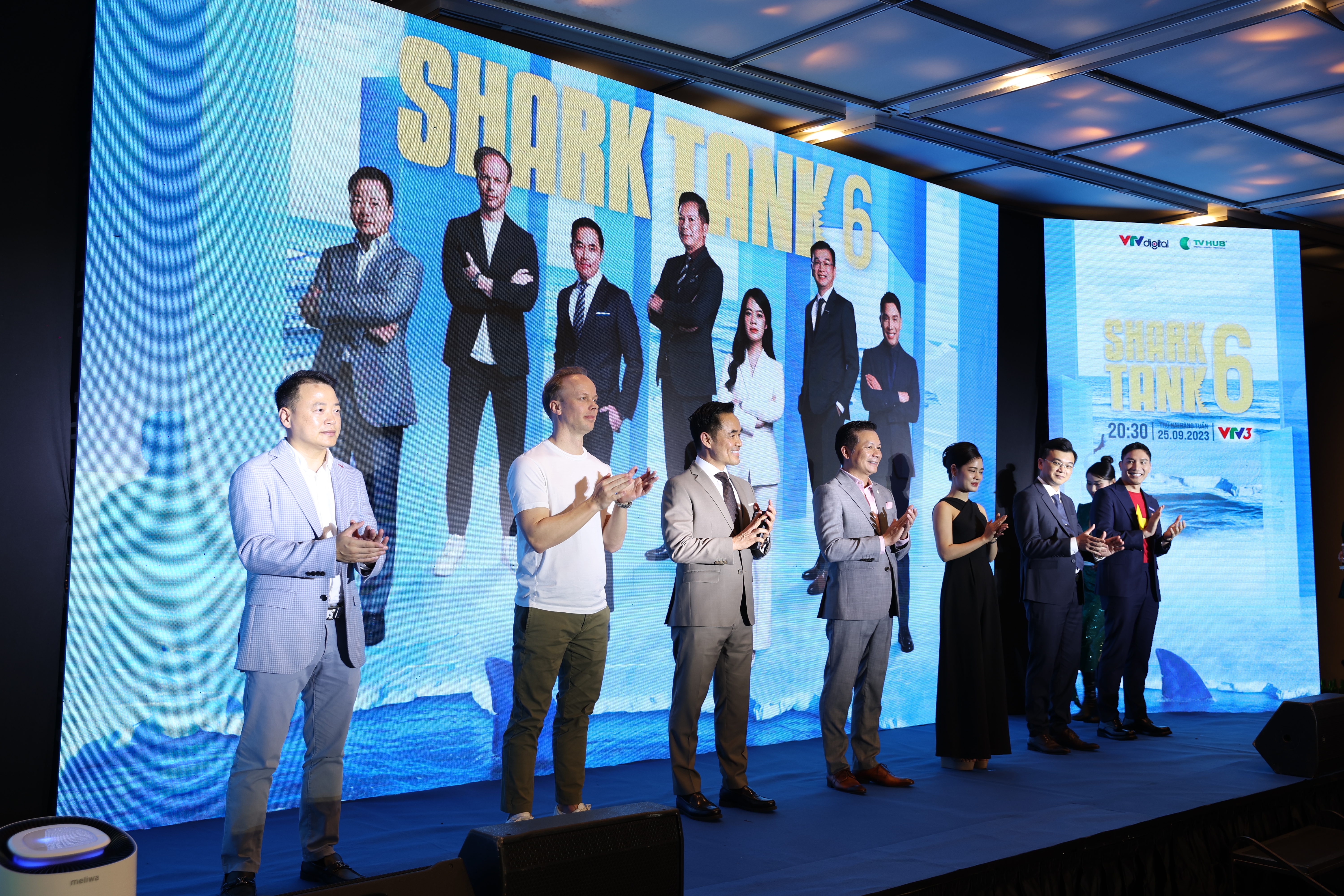 Shark Tank Việt Nam - Thương vụ bạc tỷ m&#249;a 6 ra mắt, hứa hẹn những m&#224;n &quot;săn mồi&quot; nghẹt thở với nh&#226;n tố bất ngờ - Ảnh 1