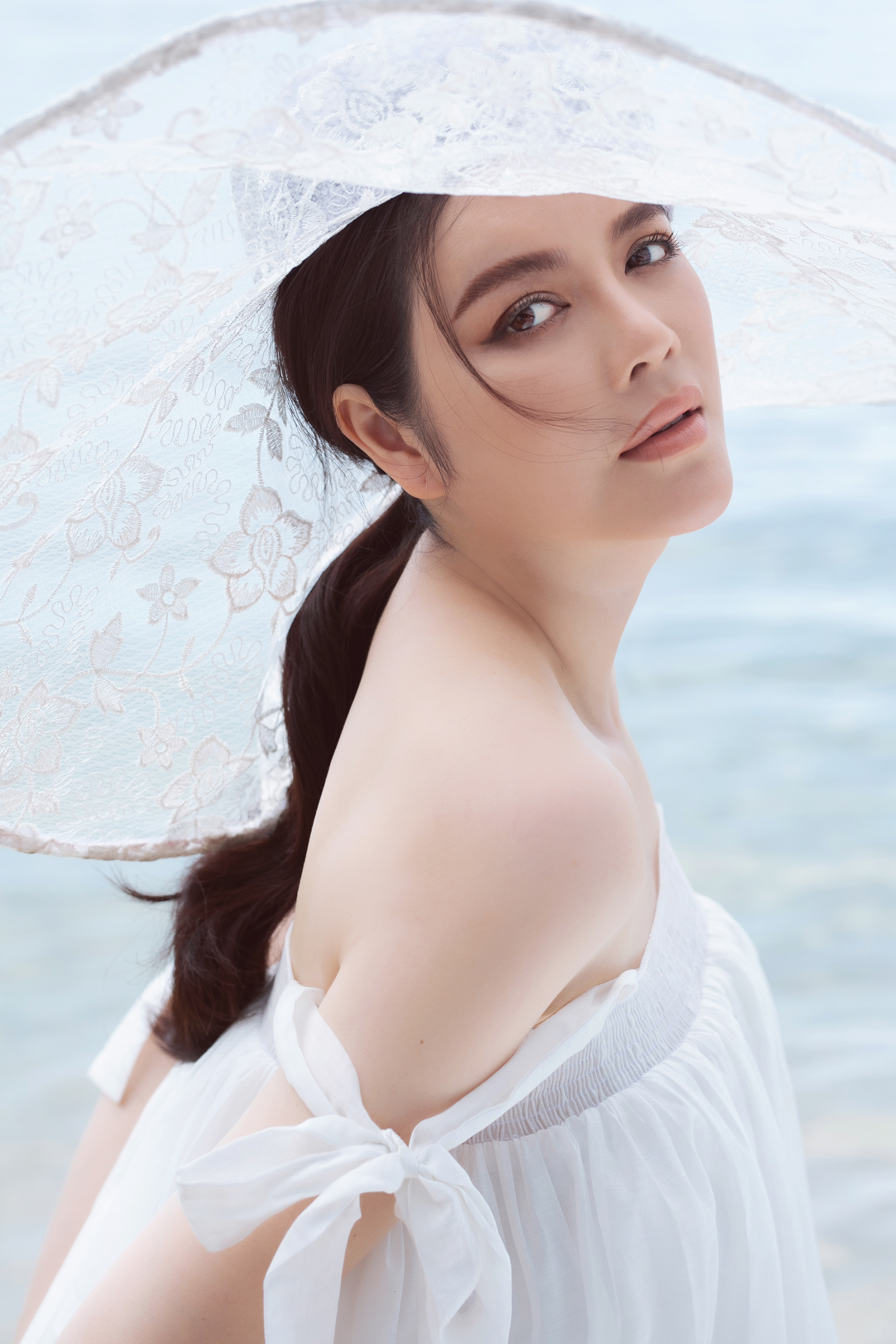 N&oacute;i về những th&agrave;nh c&ocirc;ng m&agrave; m&igrave;nh c&oacute; được, nữ nghệ sĩ cho biết, &ocirc;ng trời cho c&ocirc; nhiều thứ, nhất l&agrave; sự may mắn.