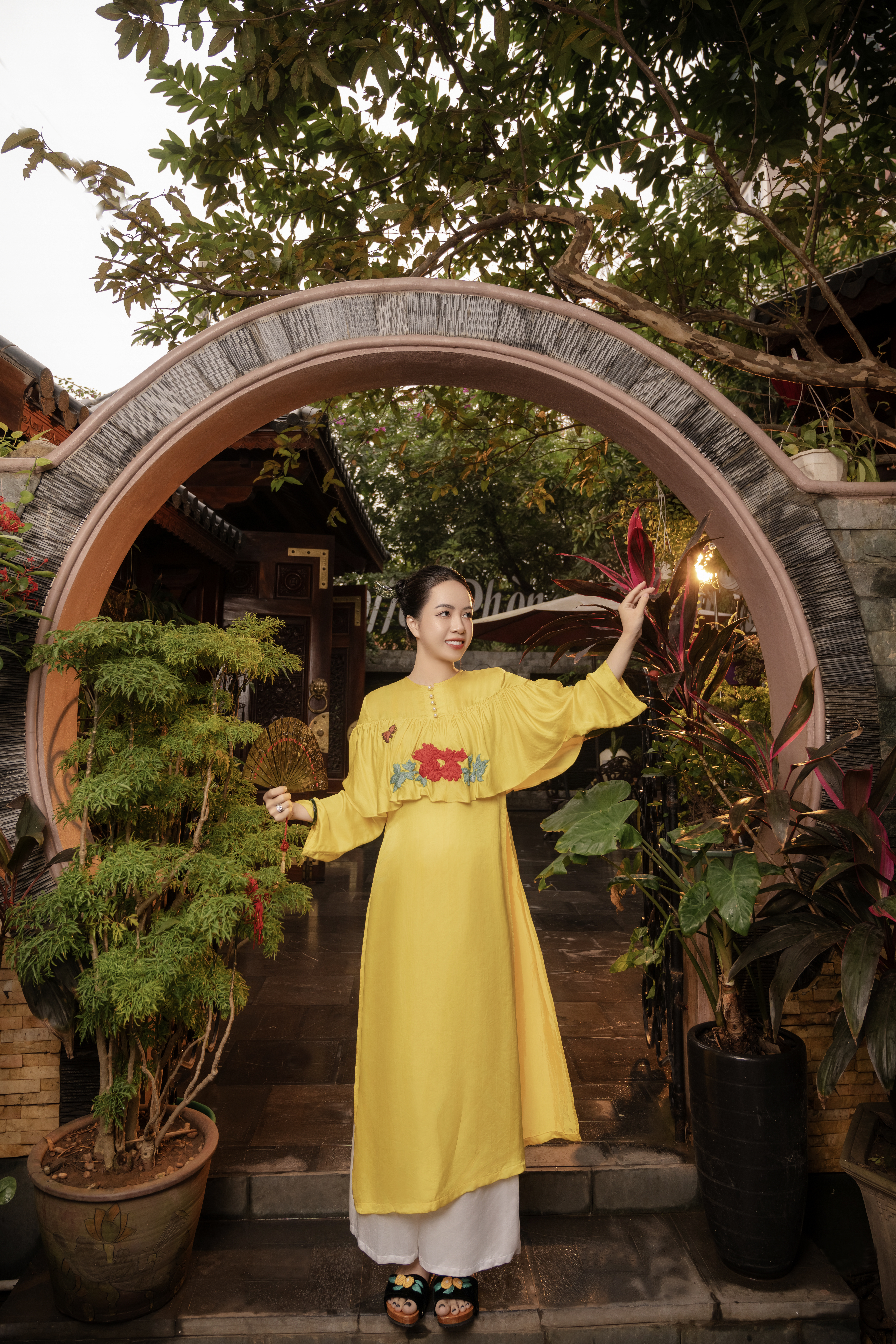 CEO thương hiệu By TrangThu - H&#224; Thu Trang: Quyết t&#226;m phục dựng l&#224;ng nghề - Ảnh 1