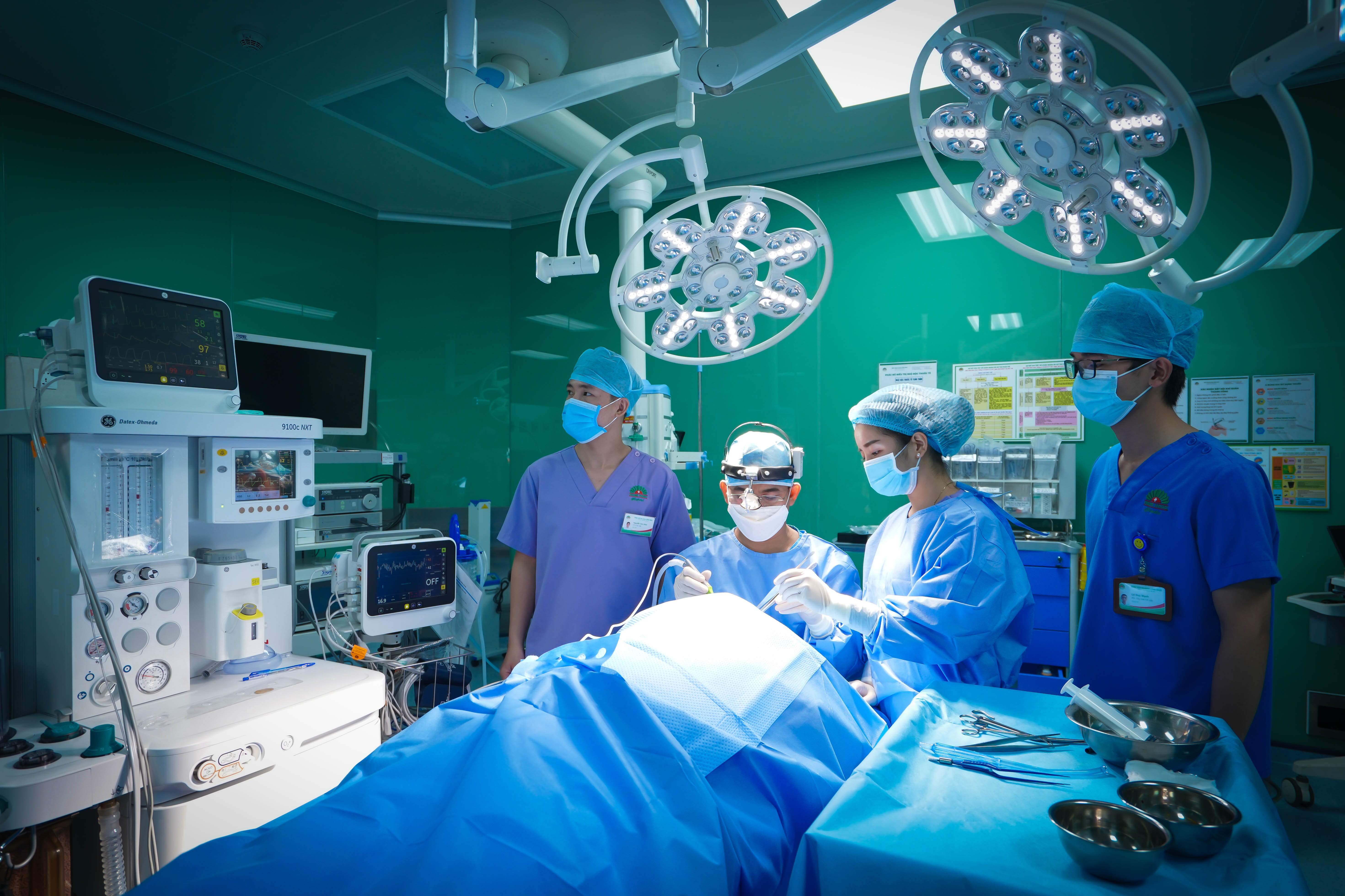 Hệ thống y tế Hồng Ngọc: Hơn 30 năm gửi trọn niềm tin - Ảnh 1