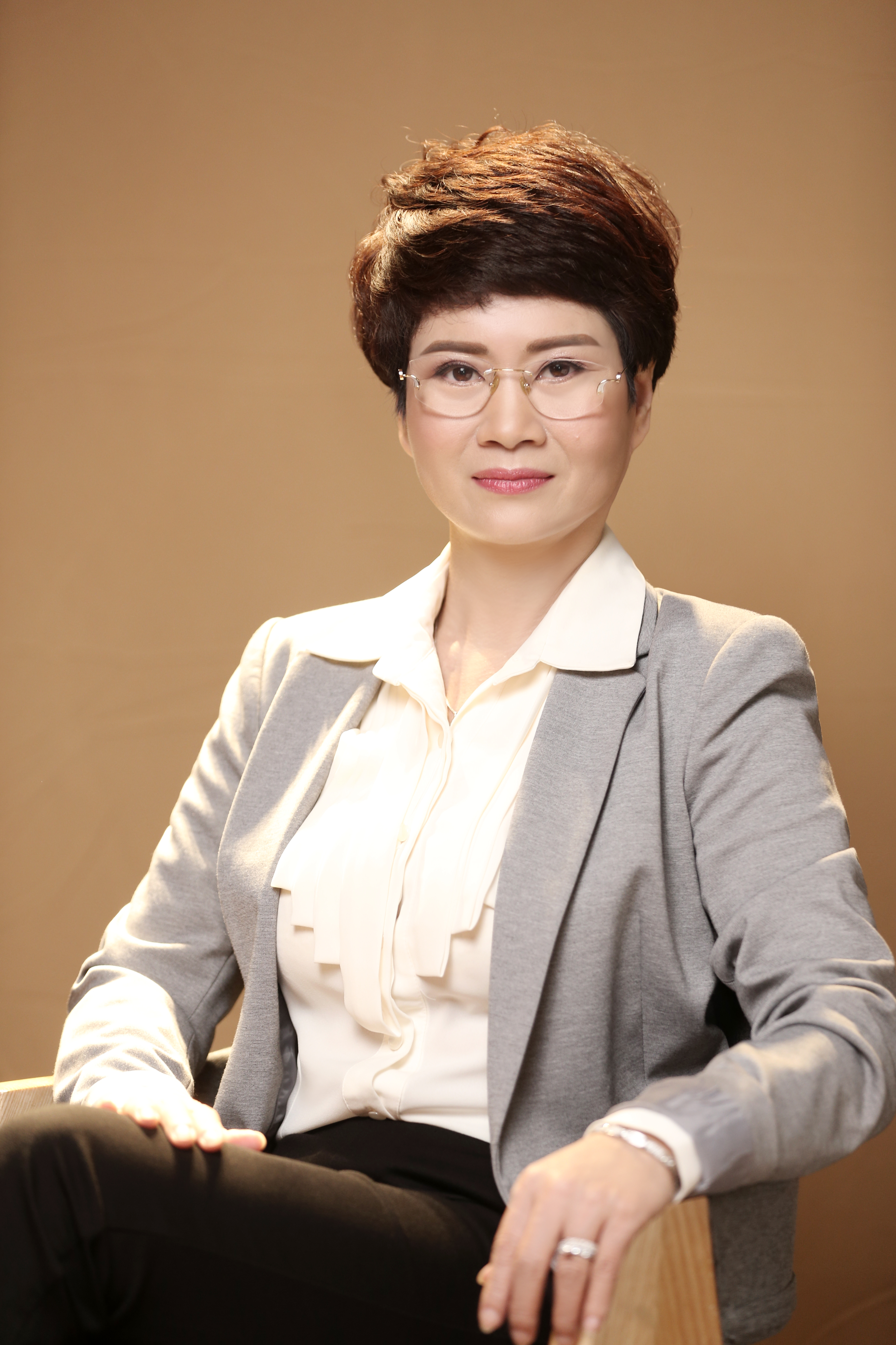 Nguyễn Hồng V&#226;n - Gi&#225;m đốc C&#244;ng ty TNHH Tổng hợp Nguy&#234;n Kh&#244;i&#160;&amp; c&#225;i T&#226;m trong kinh doanh  - Ảnh 1
