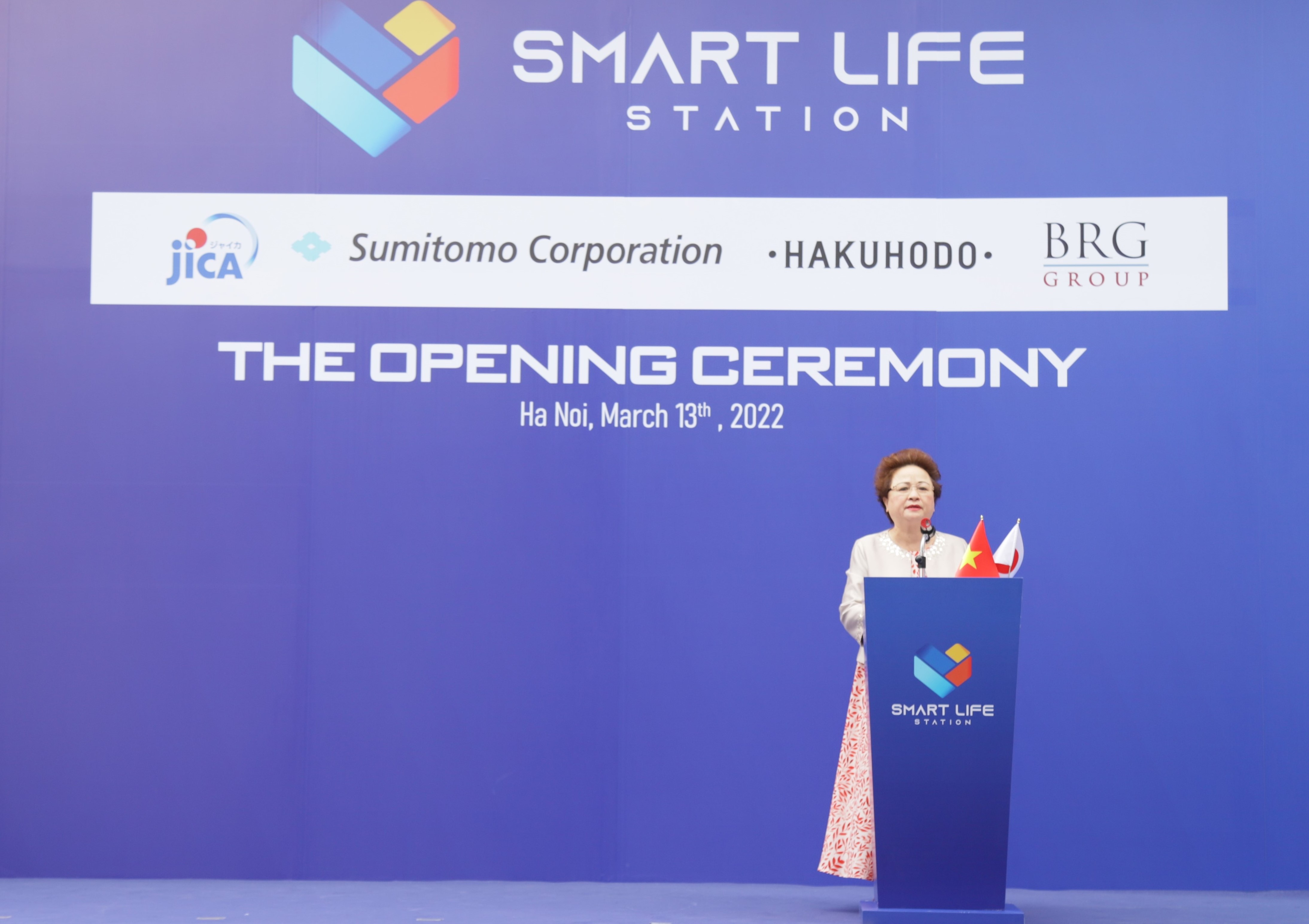 Madame Nguyễn Thị Nga &ndash; Chủ tịch Tập đo&agrave;n BRG ph&aacute;t biểu tại buổi lễ