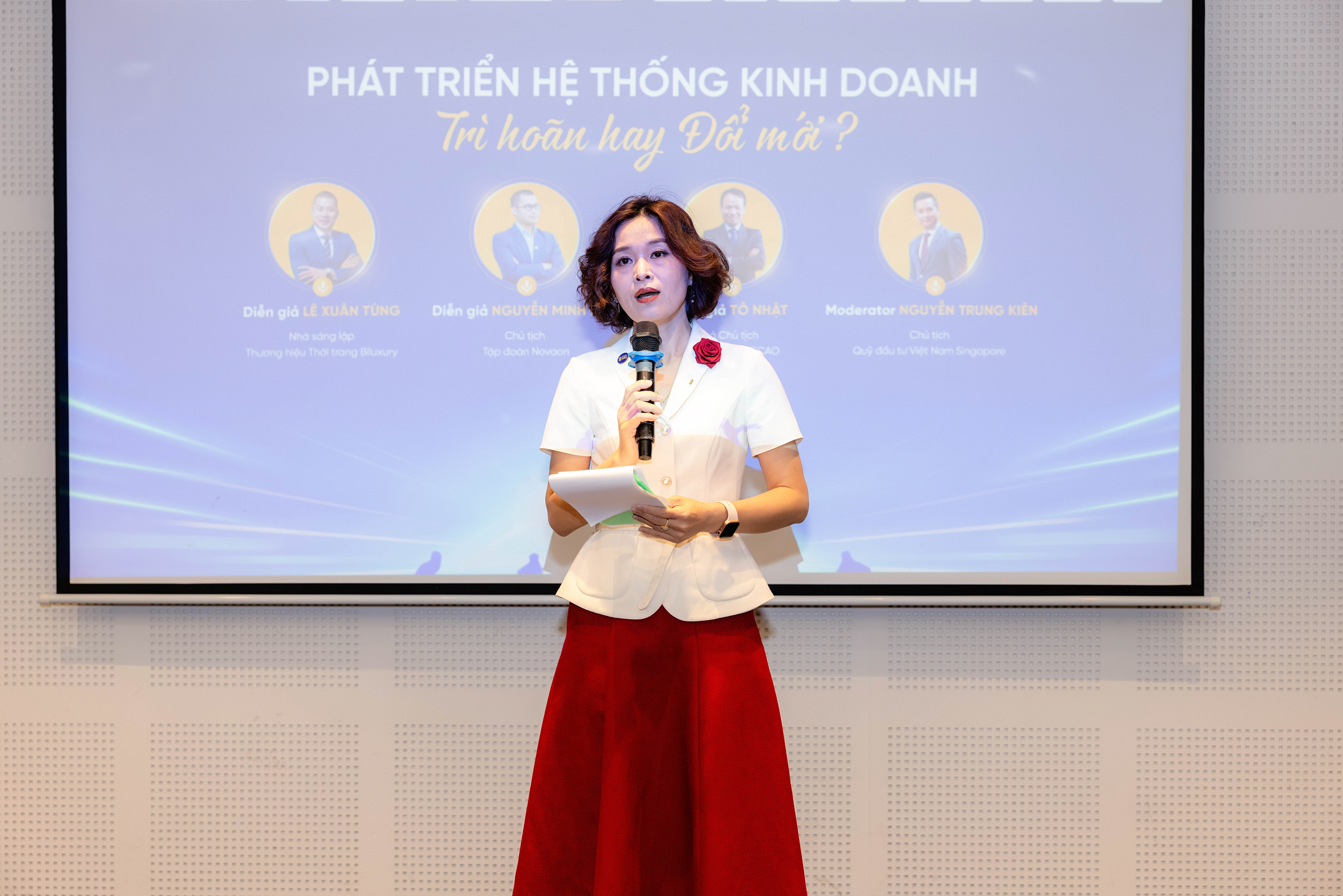 CEO L&ecirc; Dung &ndash; Chủ tịch CLB CEO 1983.