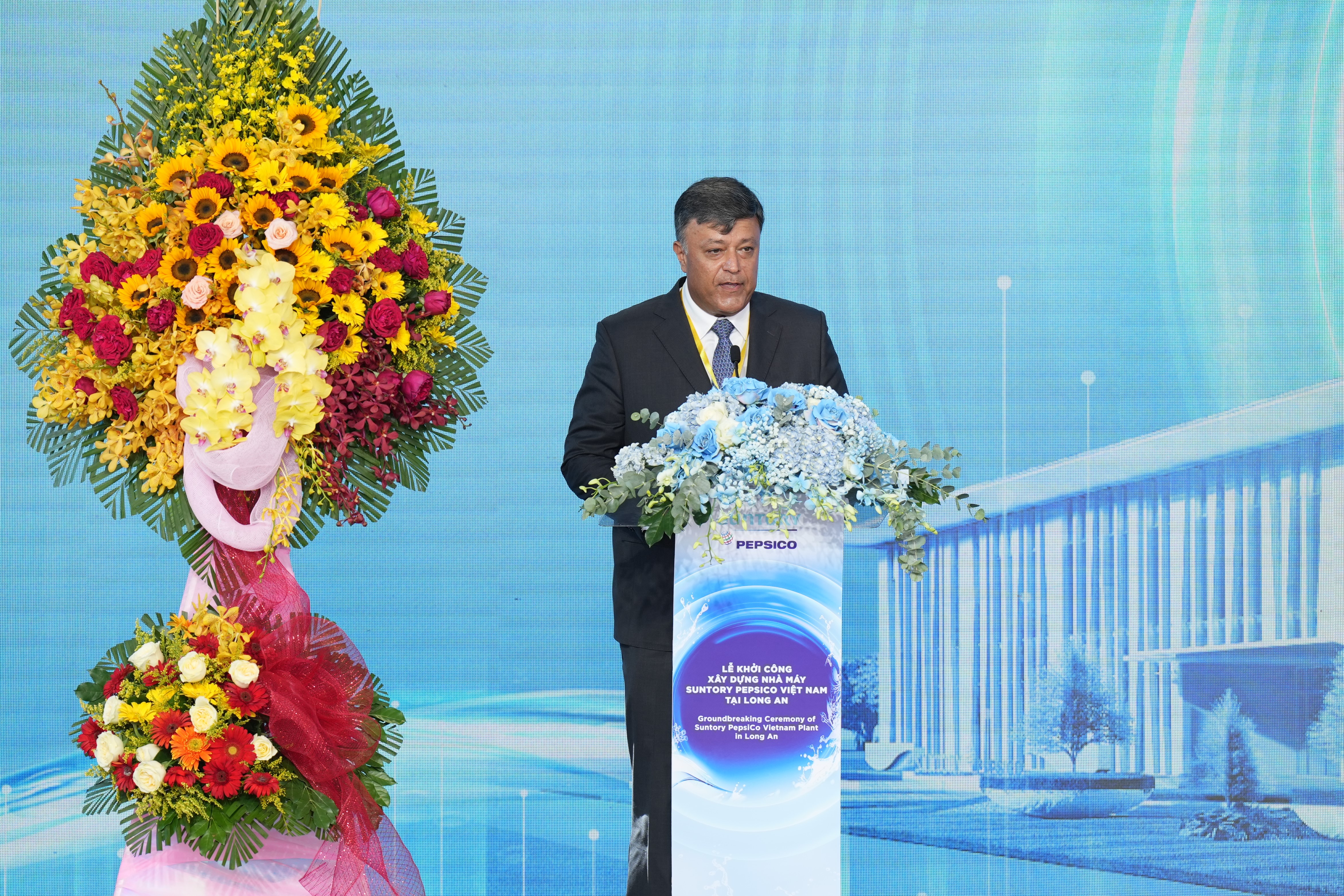 &Ocirc;ng Jahanzeb Khan - Tổng Gi&aacute;m đốc Điều h&agrave;nh Suntory PepsiCo Việt Nam