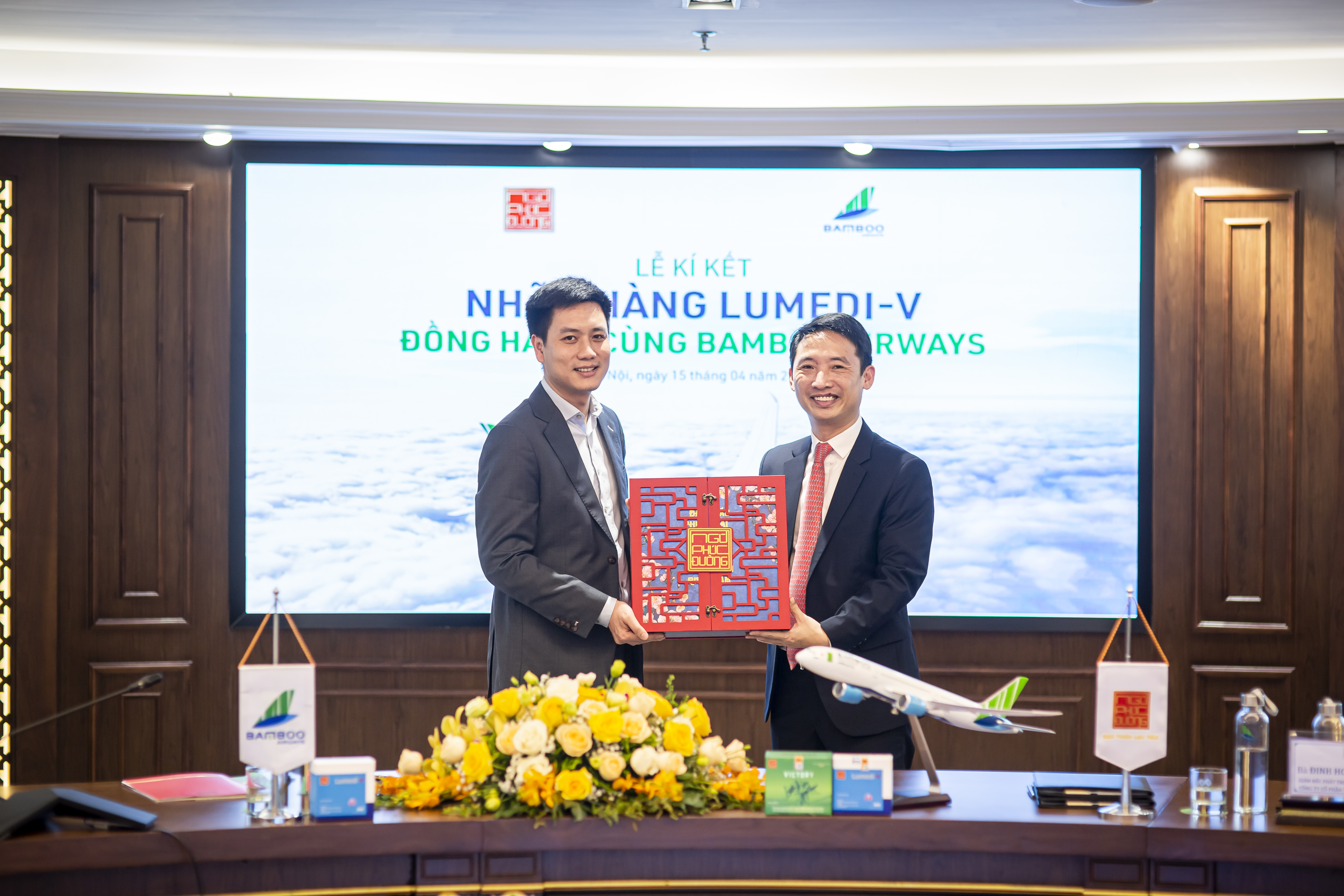 Thực phẩm bảo vệ sức khỏe Lumedi - V đồng h&#224;nh c&#249;ngg Bamboo Airways trong điều kiện b&#236;nh thường mới  - Ảnh 1