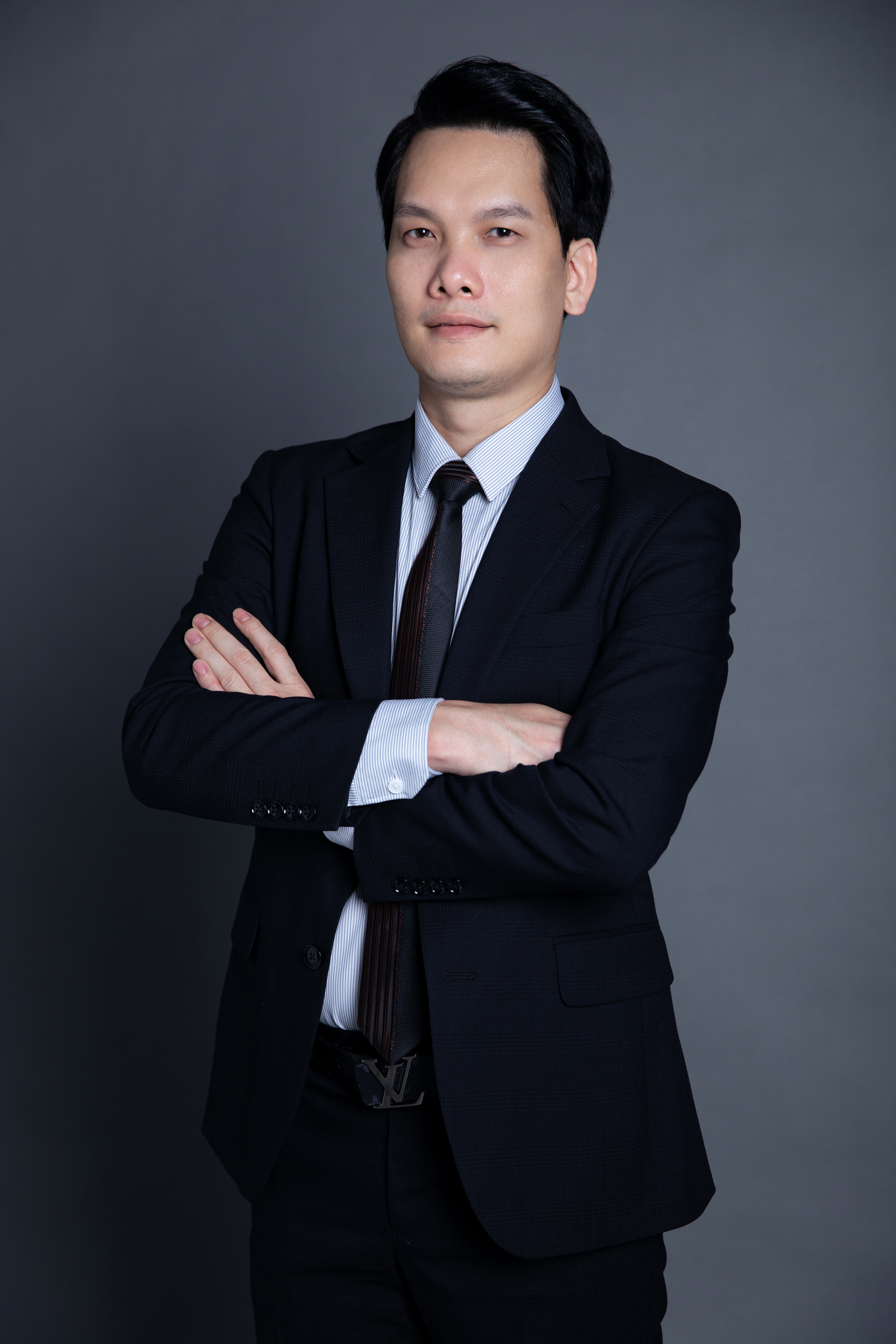 B&#249;i Văn Luật - CEO Sao V&#224;ng Holdings: Kh&#225;t vọng vươn tầm c&#249;ng tinh thần kh&#244;ng ngừng vươn l&#234;n - Ảnh 1