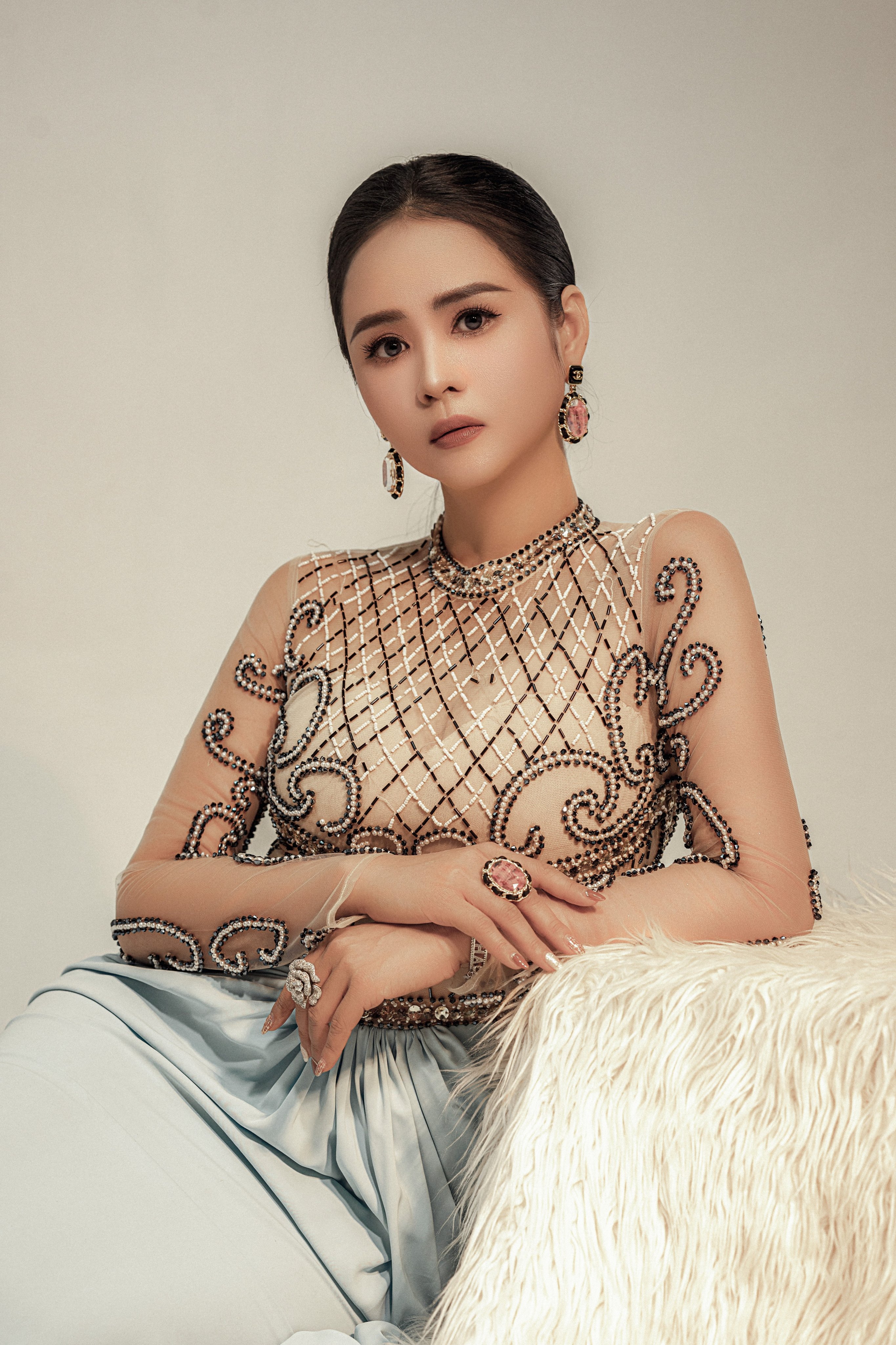 Nữ ho&#224;ng Hoa hồng B&#249;i Thị Thanh Hương: Kh&#225;t khao đưa t&#224; &#225;o d&#224;i Việt Nam v&#224;o cuộc sống - Ảnh 3