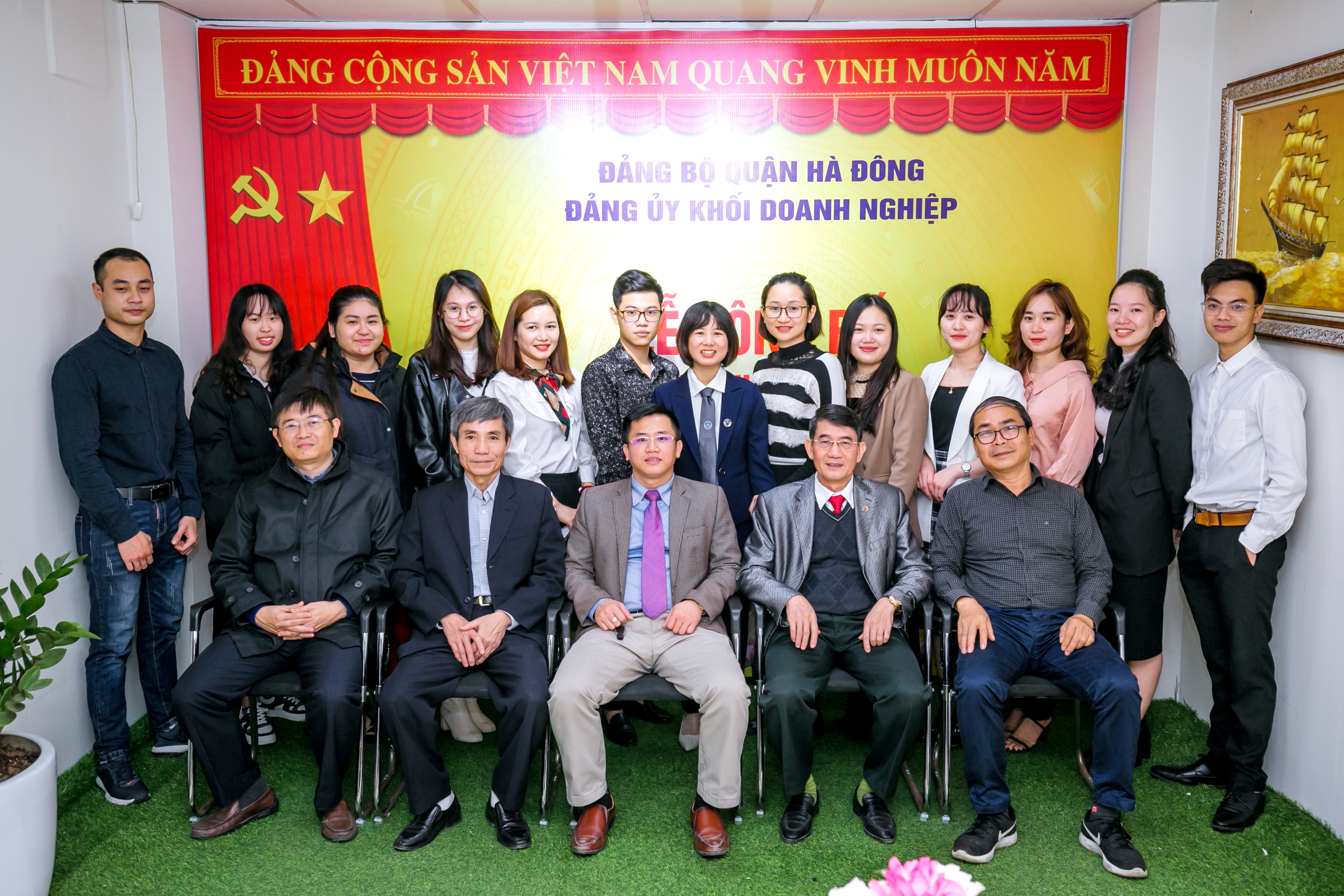 H&#227;ng luật OPIC: Sứ mệnh đồng h&#224;nh c&#249;ng doanh nghiệp - Ảnh 1