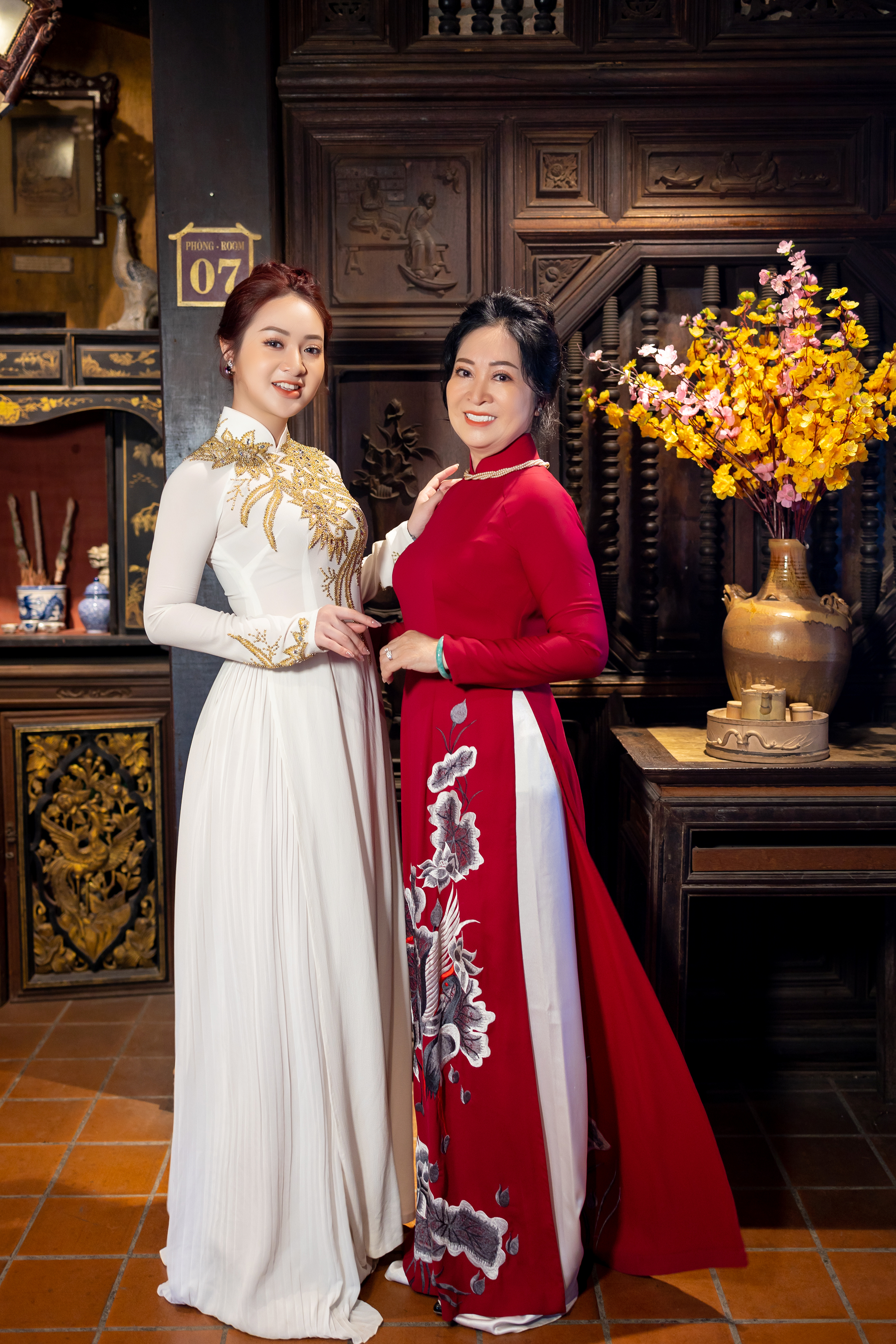 &#193;o d&#224;i - T&#244;n vinh vẻ đẹp của người phụ nữ Việt trong ng&#224;y cưới trọng đại - Ảnh 7