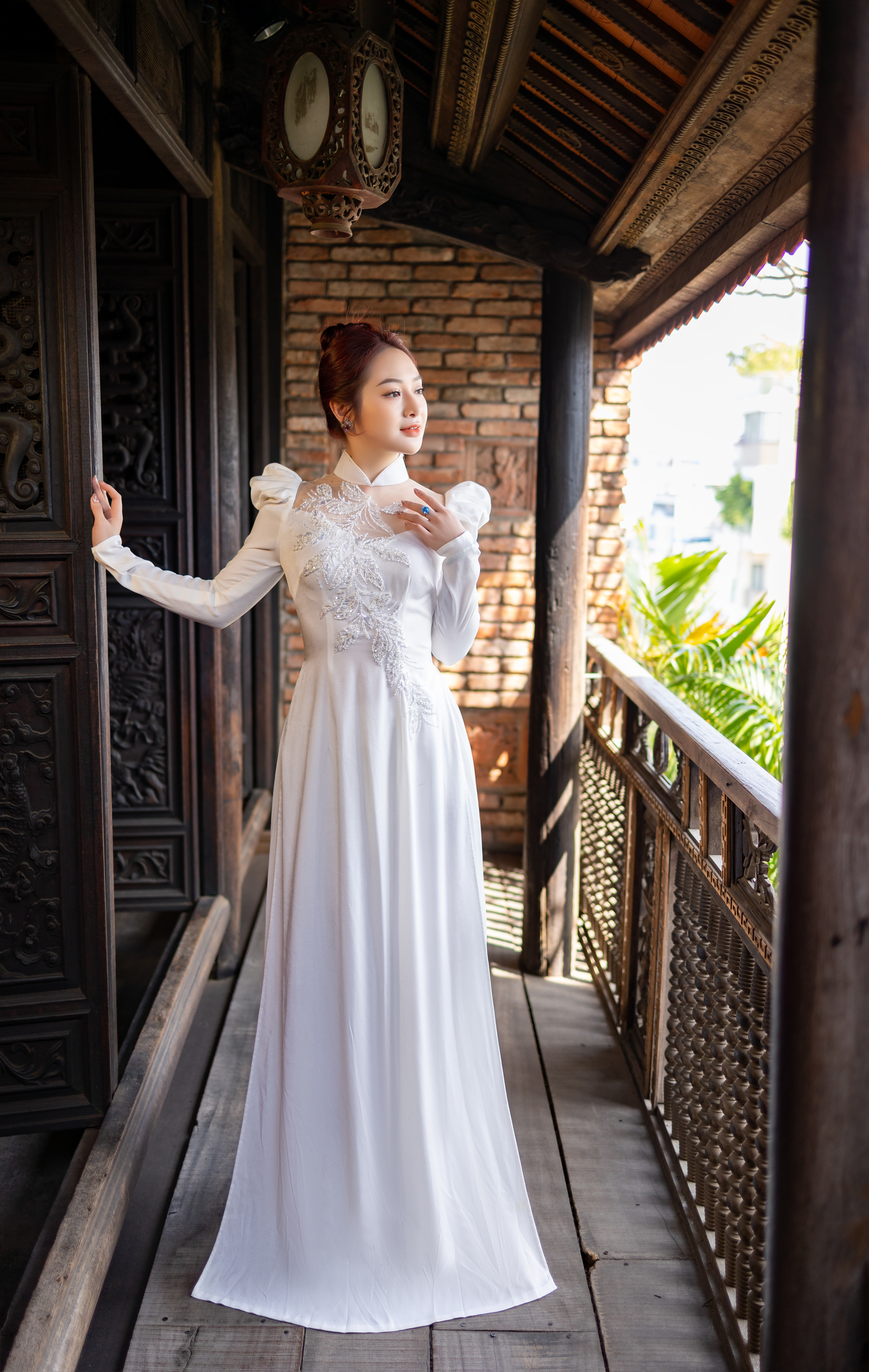 &#193;o d&#224;i - T&#244;n vinh vẻ đẹp của người phụ nữ Việt trong ng&#224;y cưới trọng đại - Ảnh 5