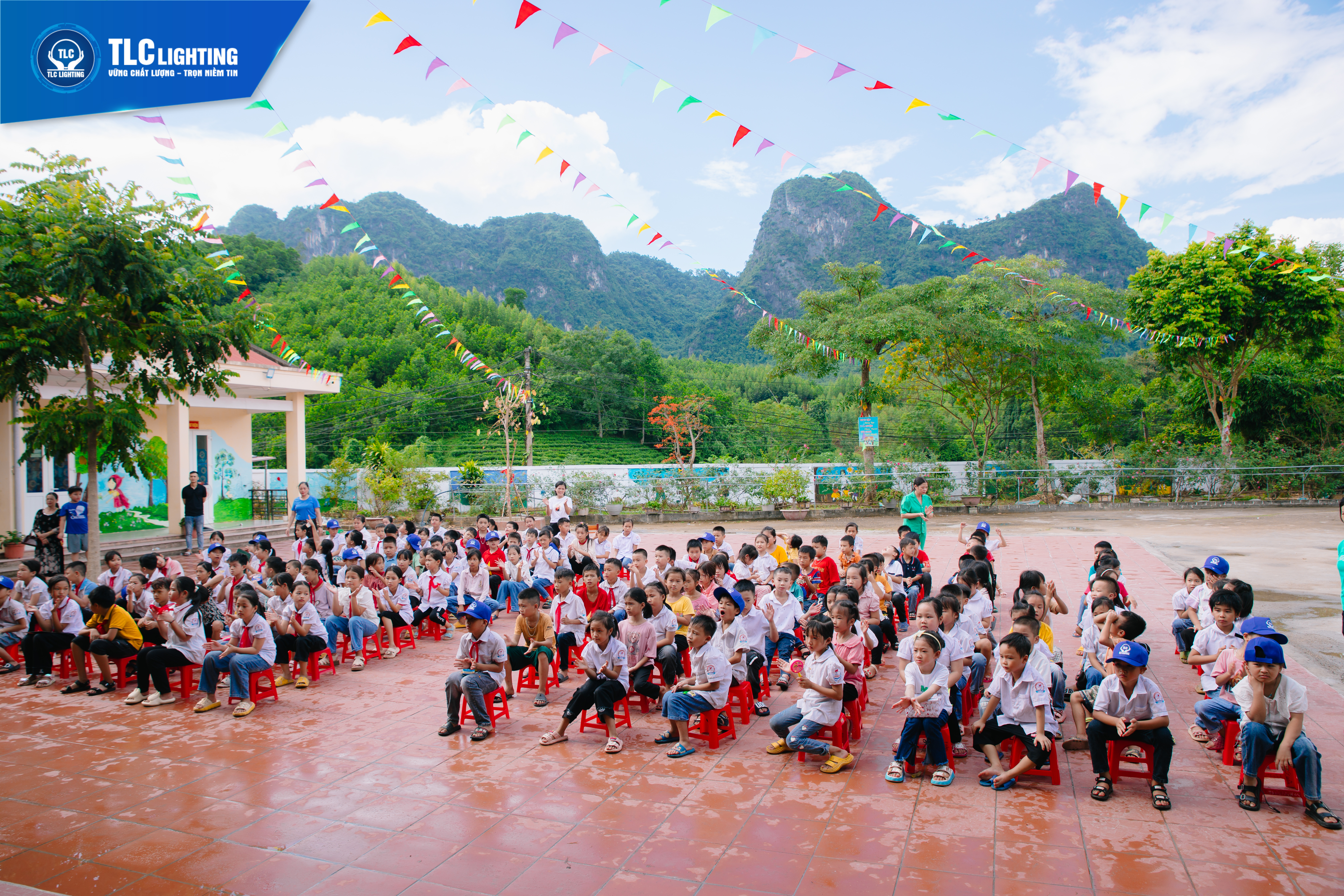 Trường PTDTBT Tiểu học số 1 Văn Lăng thuộc v&ugrave;ng 135, điều kiện cơ sở vật chất c&ograve;n nhiều thiếu thốn