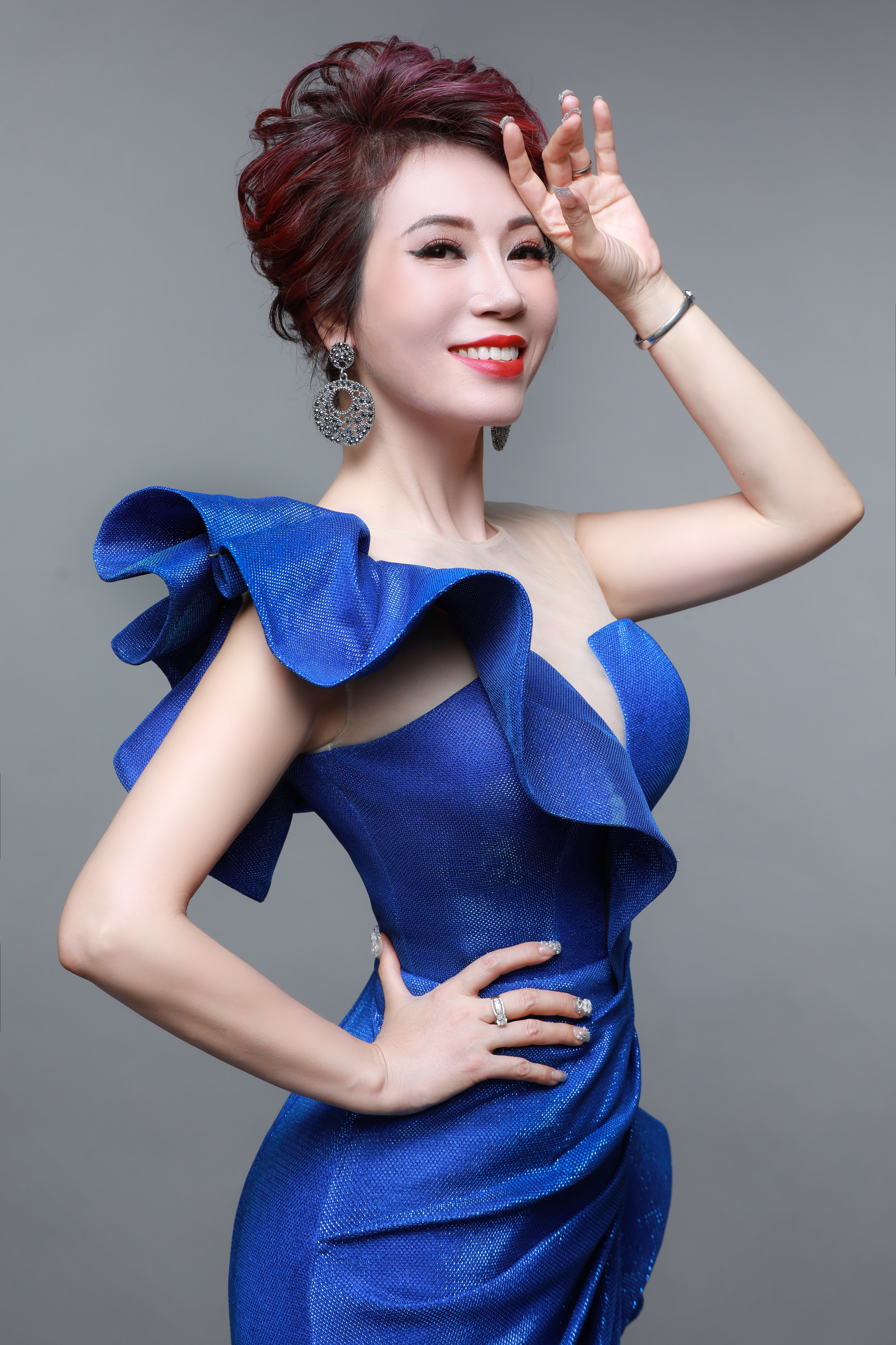 Nguyễn Thị B&#237;ch H&#242;a - Gi&#225;m đốc Thẩm mỹ viện B&#237;ch H&#242;a: Nỗ lực ch&#225;y hết m&#236;nh cho c&#225;i đẹp!  - Ảnh 3