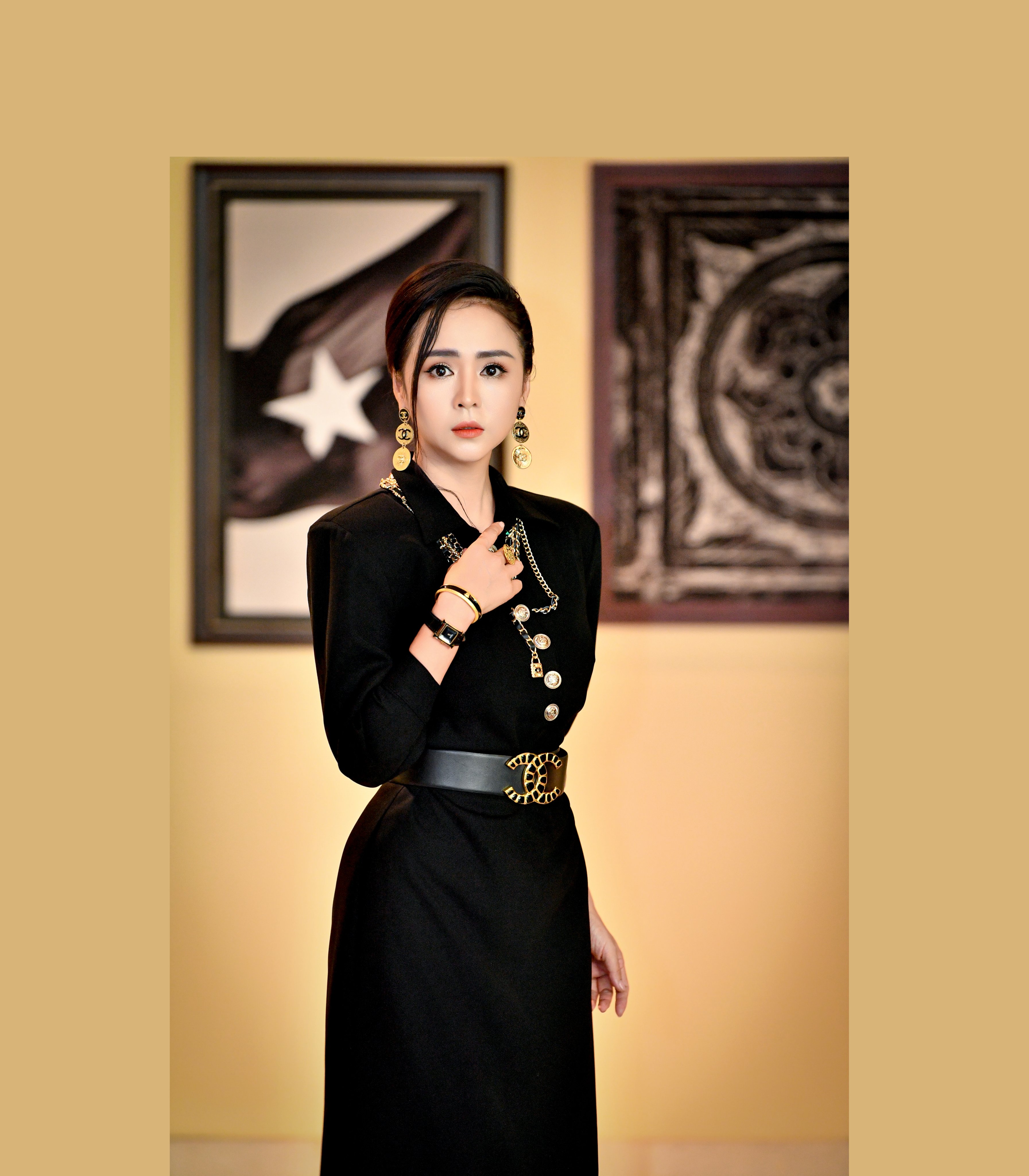Nữ ho&agrave;ng Hoa hồng B&ugrave;i Thanh Hương
