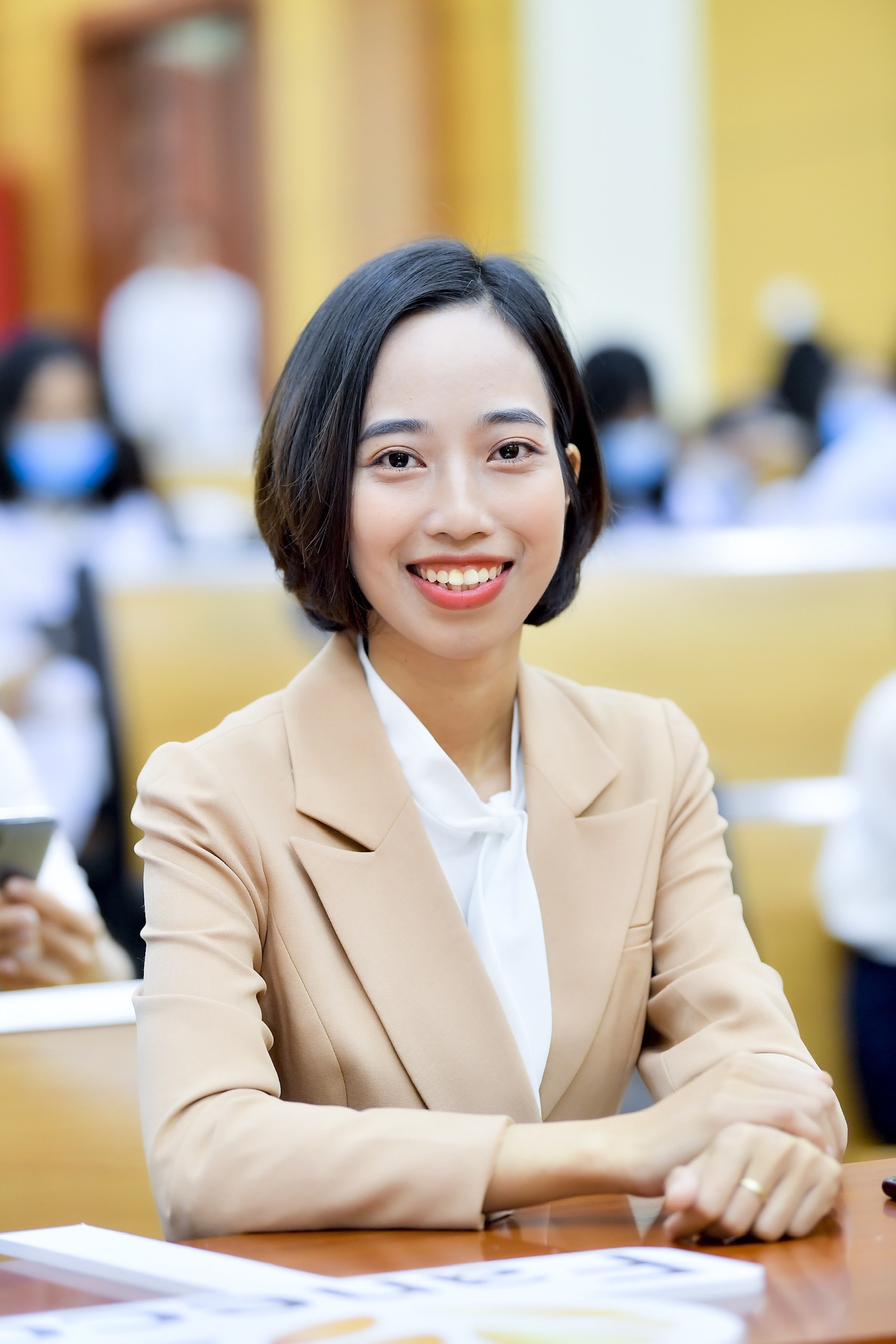 Doanh nh&acirc;n Nguyễn Thuỳ Nhung