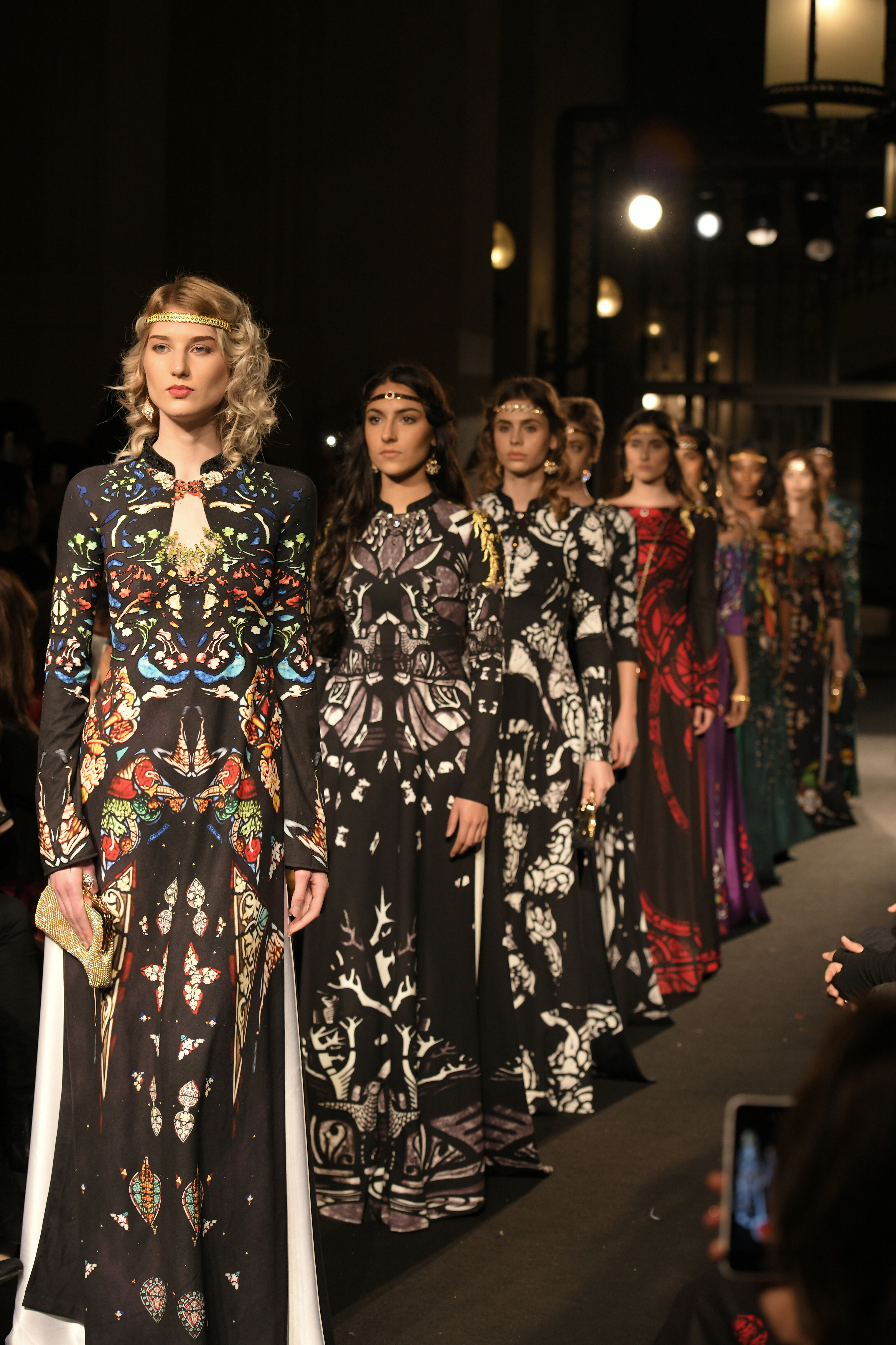 Show diễn của Đỗ Trịnh Ho&agrave;i Nam tại Paris Fashion Week - Haute Couture 2018