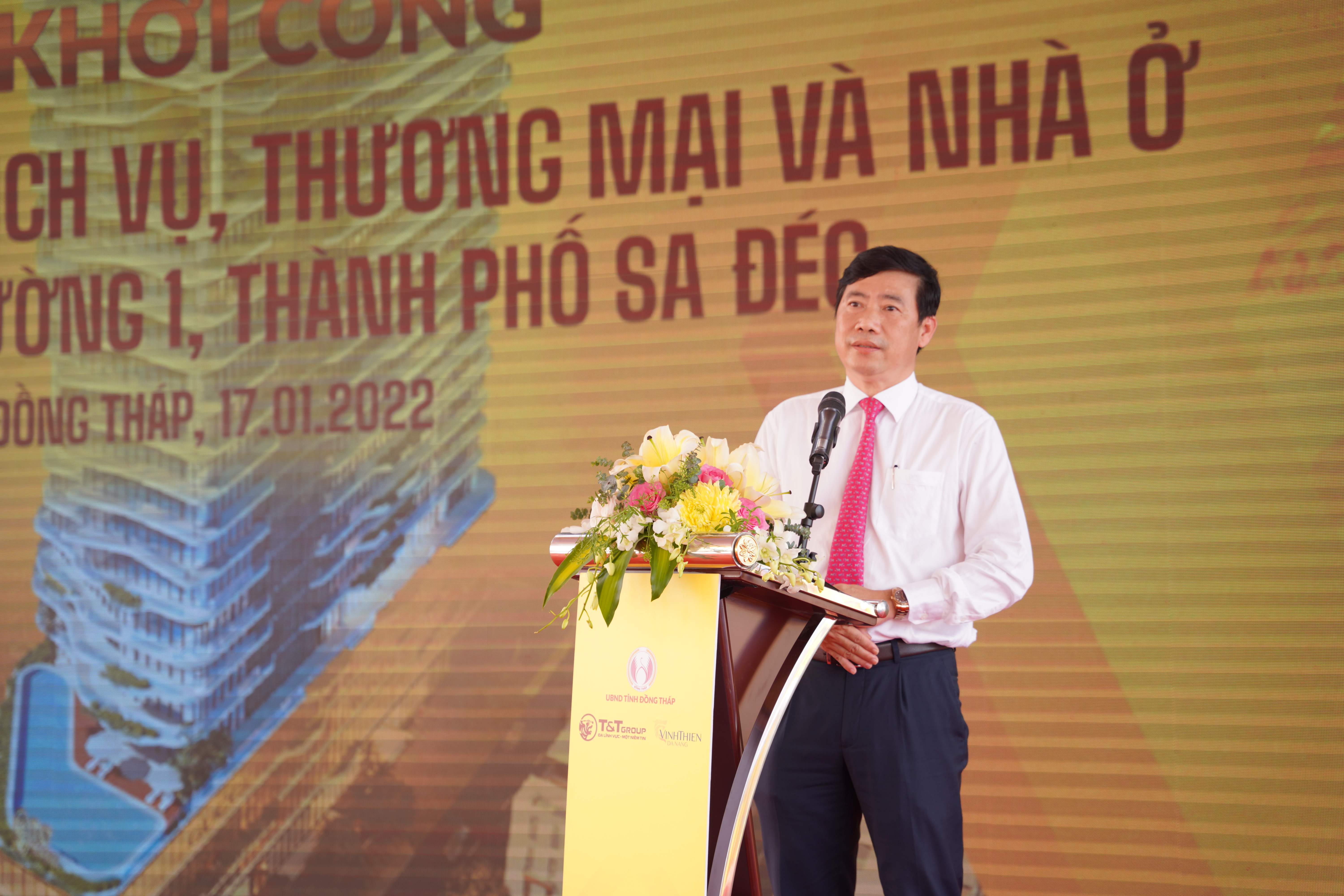 &Ocirc;ng Phạm Thiện Nghĩa, Chủ tịch UBND tỉnh Đồng Th&aacute;p y&ecirc;u cầu chủ đầu tư, nh&agrave; thầu thi c&ocirc;ng huy động mọi nguồn lực, tập trung triển khai dự &aacute;n bảo đảm chất lượng v&agrave; tiến độ như đ&atilde; cam kết đ&atilde; đề ra.
