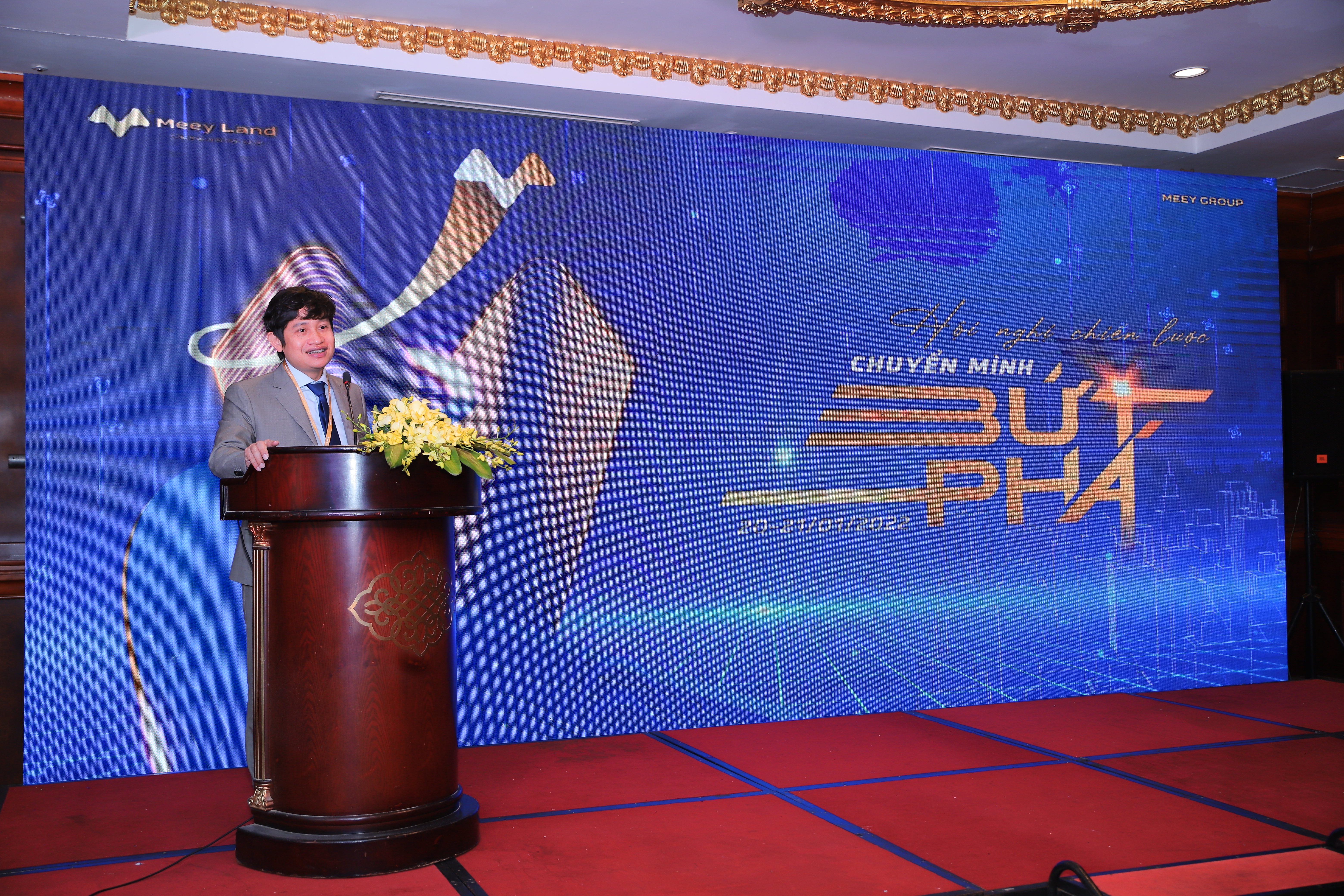 &Ocirc;ng Ho&agrave;ng Mai Chung - Chủ tịch HĐQT C&ocirc;ng ty CP Tập đo&agrave;n Meey Land khẳng định: &ldquo;2022 sẽ l&agrave; năm Meey Land đặt mục ti&ecirc;u &ldquo;Chuyển m&igrave;nh bứt ph&aacute;&rdquo;.
