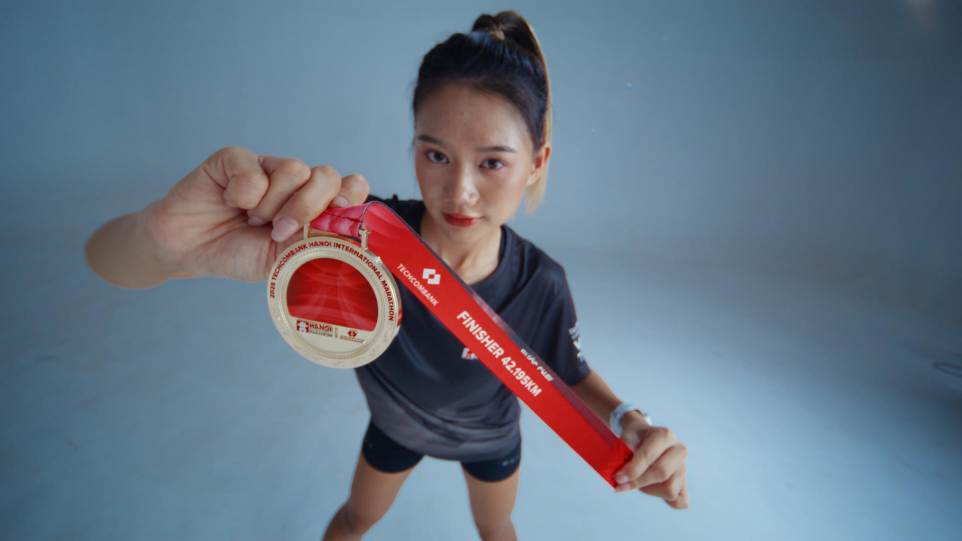 Bùng nổ với bộ vật phẩm và các trải nghiệm công nghệ số lần đầu tiên xuất hiện tại Giải Marathon Quốc tế Hà Nội Techcombank Mùa thứ 4 - Ảnh 1