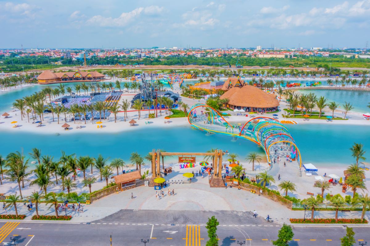 Nhiều đại dự án sở hữu tiện ích cao cấp thu hút sự chú ý của nhà đầu tư và cư dân quốc tế đổ về Hưng Yên Nhiều đại dự án sở hữu tiện ích cao cấp thu hút sự chú ý của nhà đầu tư và cư dân quốc tế đổ về Hưng Yên