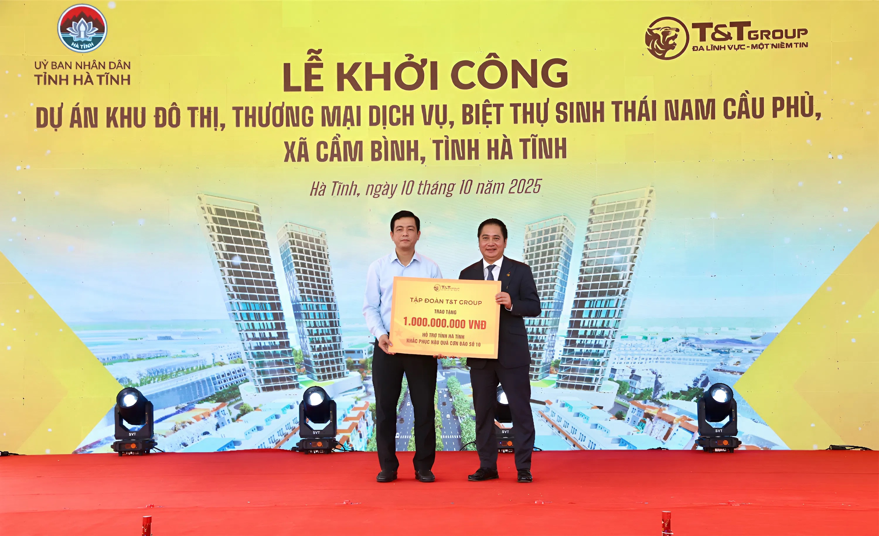 Tập đoàn T&T Group trao ủng hộ 1 tỷ đồng tới Ủy ban Mặt trận Tổ quốc tỉnh Hà Tĩnh để địa phương khắc phục hậu quả thiên tai do cơn bão số 10 gây ra  