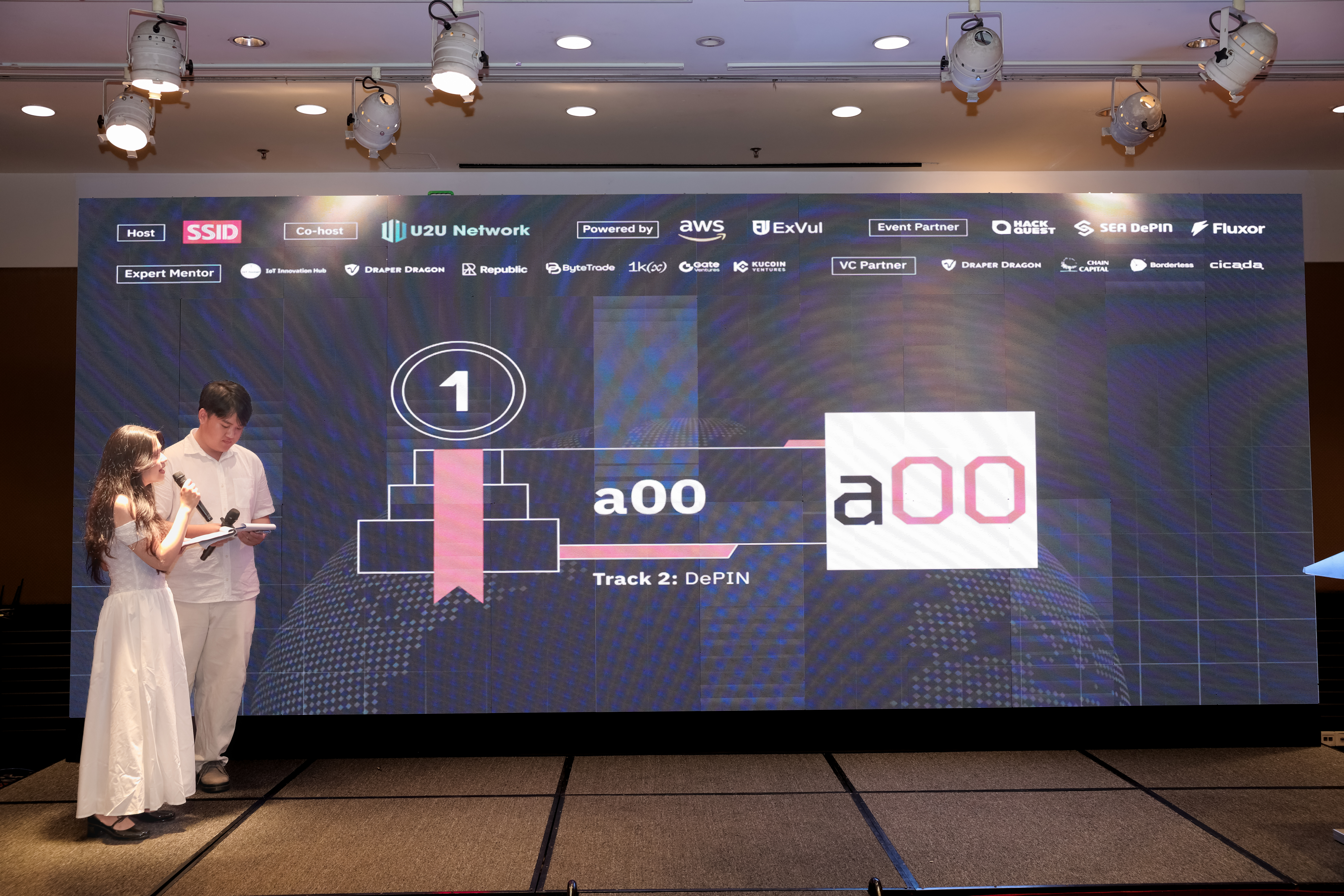 VIETBUIDL Hackathon 2025 vinh danh 12 đội thắng cuộc: từ &#253; tưởng đến vận h&#224;nh tr&#234;n U2U - Ảnh 2