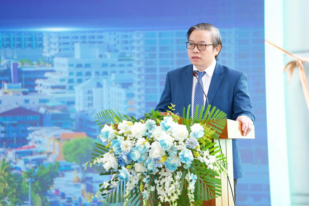 GS.TS.BS Trần Trung Dũng phát biểu tại buổi lễ