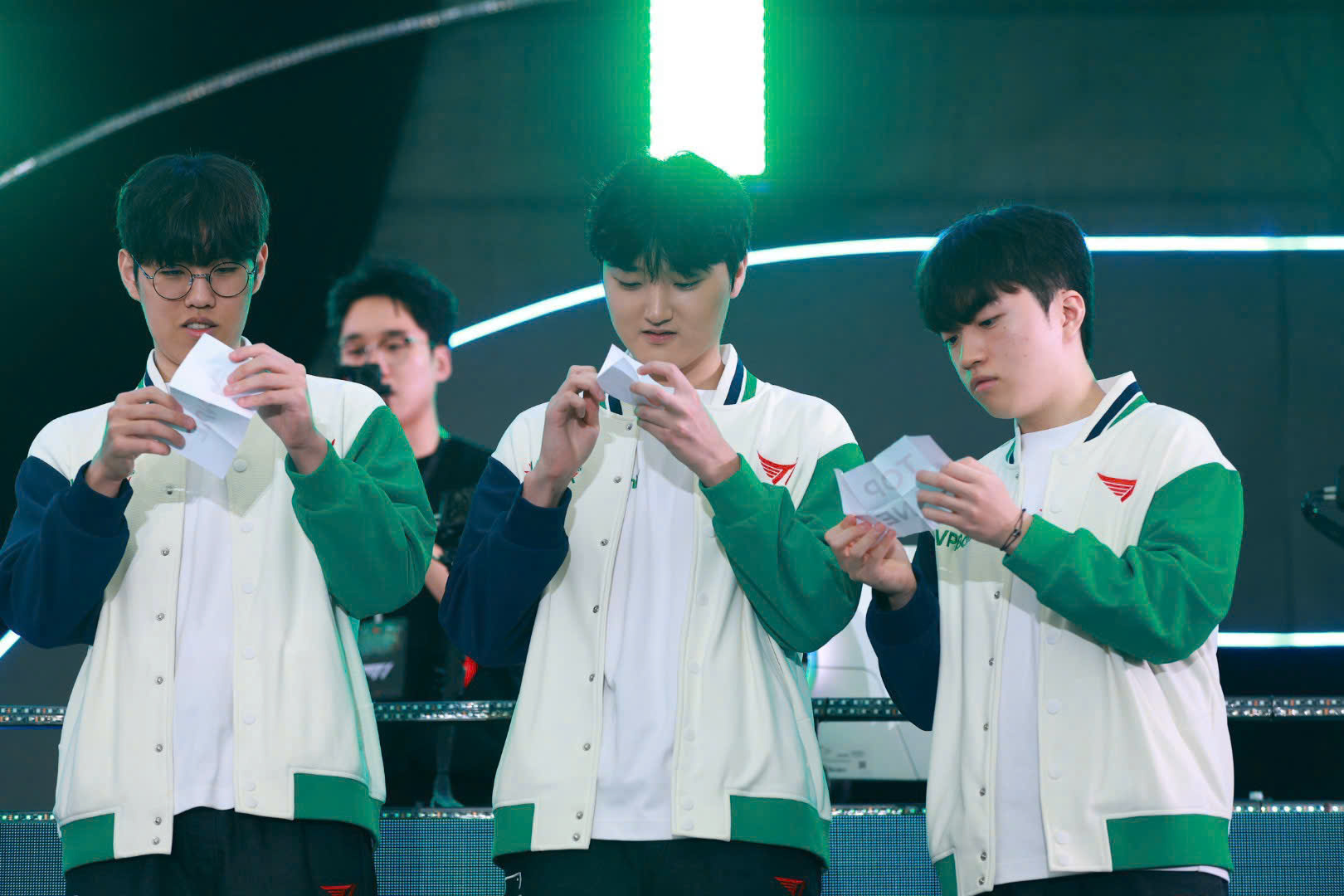 1,3 triệu người đồng thời xem Faker T1 thi đấu tại Việt Nam - Ảnh 2