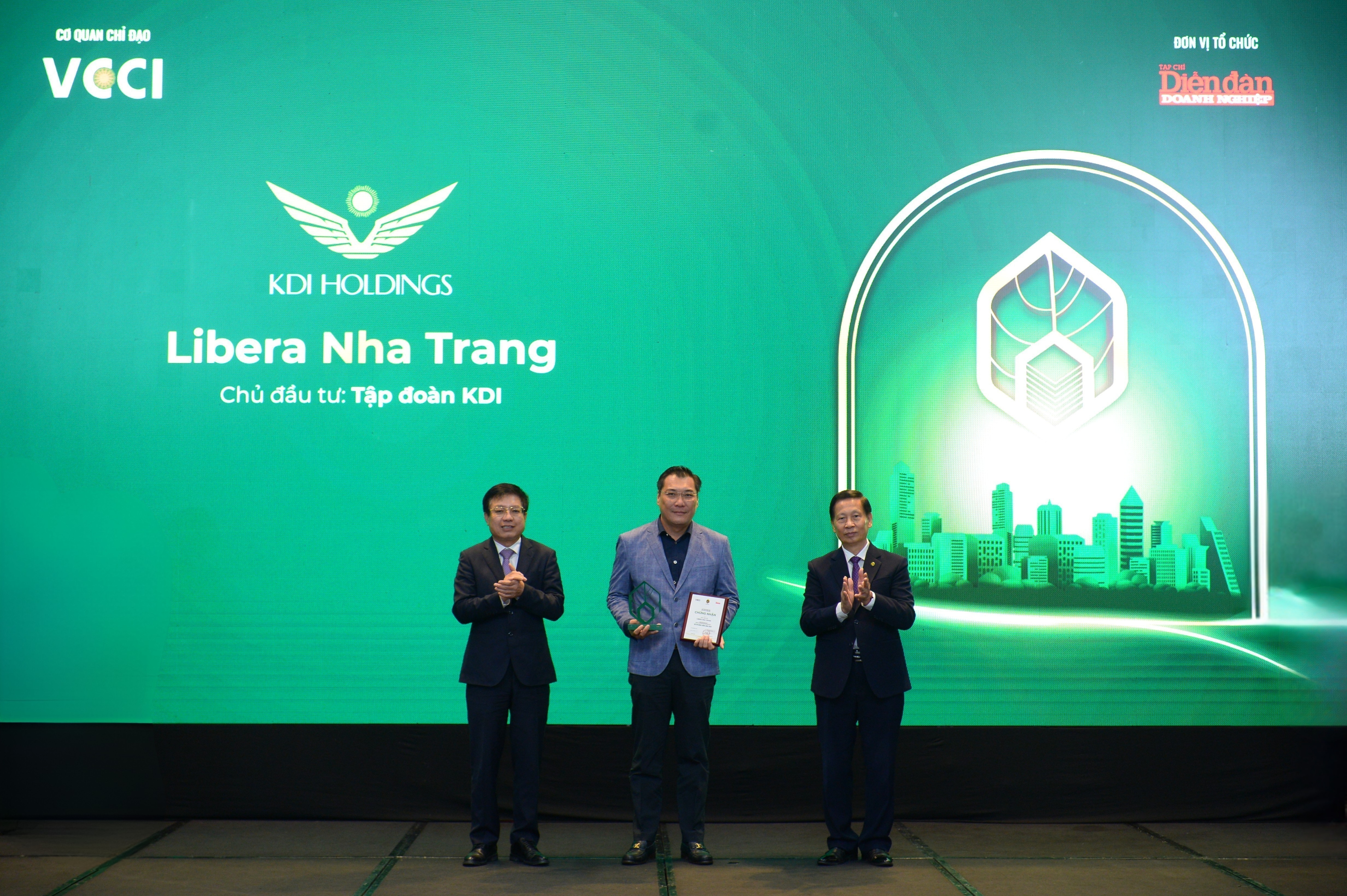 Đ&acirc;y l&agrave; năm thứ 2 li&ecirc;n tiếp Libera Nha Trang được b&igrave;nh chọn l&agrave; &ldquo;Dự &aacute;n đ&aacute;ng sống&rdquo; &nbsp;