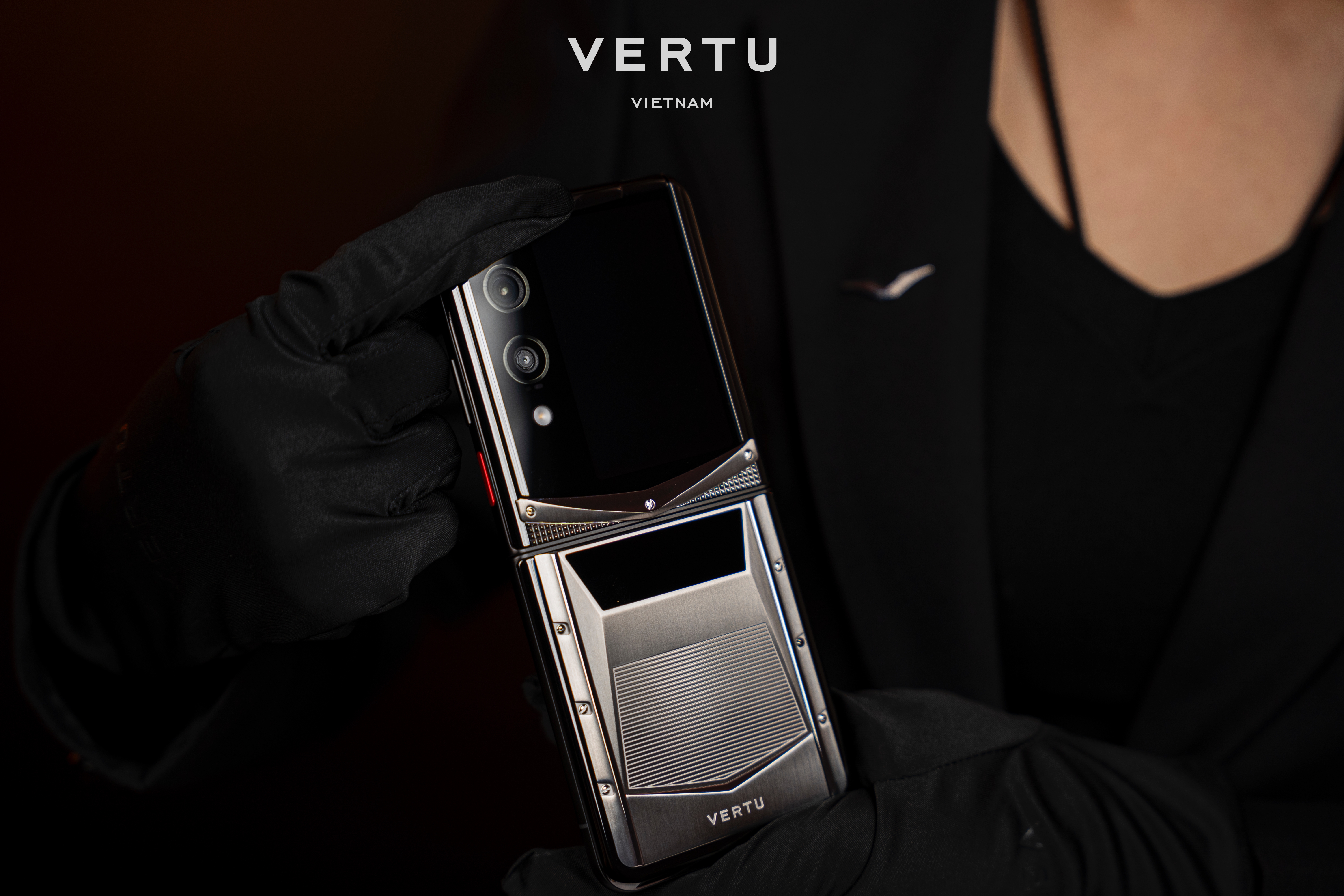 3 chiếc Vertu được giới mộ điệu rỉ tai “hợp v&#237;a” doanh nh&#226;n - Ảnh 1