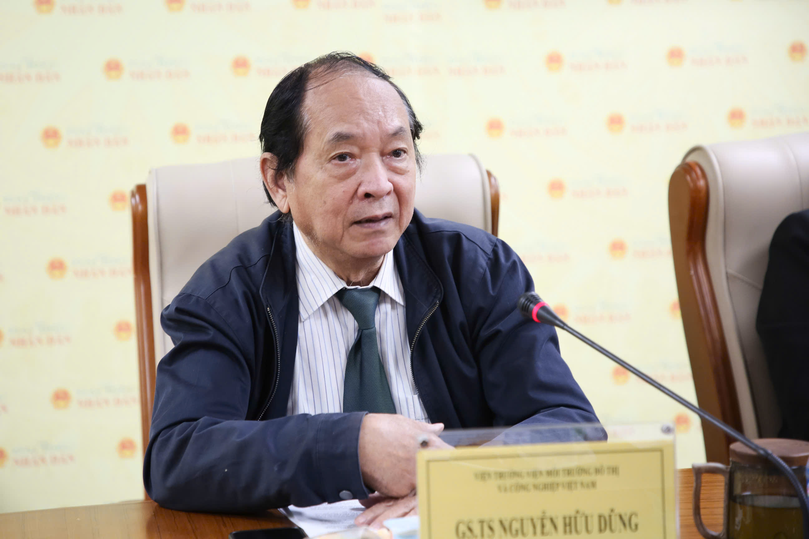 GS. TS Nguyễn Hữu Dũng chia sẻ