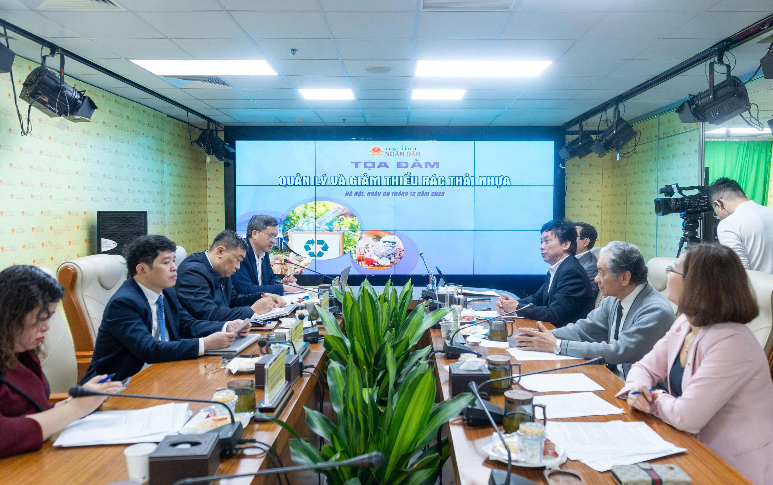 Các chuyên gia, diễn giả tại Tọa đàm