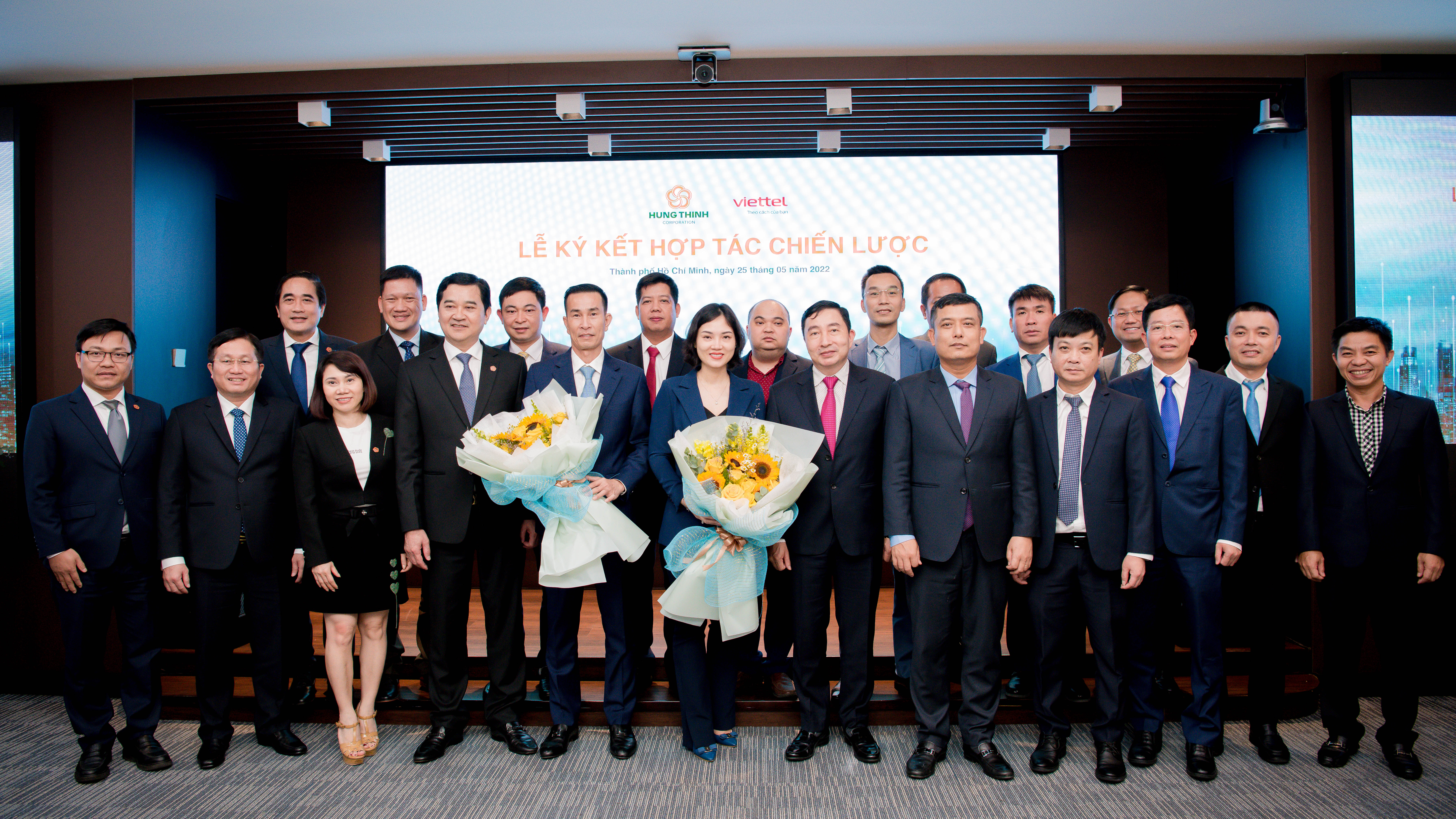 Đại diện hai Tập đo&agrave;n tại buổi lễ k&yacute; kết hợp t&aacute;c chiến lược v&agrave;o chiều ng&agrave;y 25/5 tại TP.HCM.