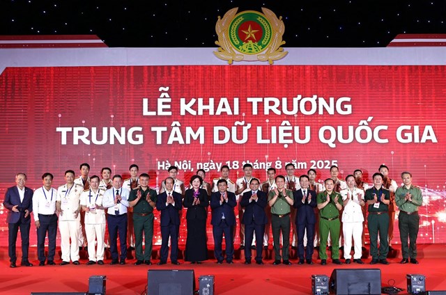 Lễ khai trương Trung t&acirc;m Dữ liệu quốc gia số 1 - Ảnh: VGP