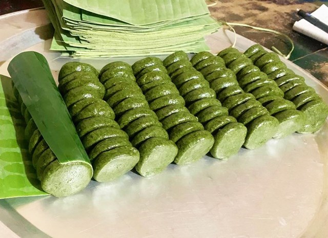 B&aacute;nh ngải l&agrave; m&oacute;n ăn truyền thống của d&acirc;n tộc miền n&uacute;i trung du Bắc Bộ. M&oacute;n ăn thơm ngon, thanh m&aacute;t v&agrave; đặc biệt tốt cho sức khỏe.