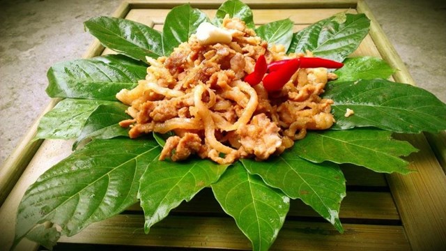 Kh&#225;m ph&#225; sản vật miền Bắc Việt Nam (Kỳ 10): B&#225;nh ngải cứu nh&#226;n vừng, b&#225;nh chưng đen Lạng Sơn, nem nướng Hữu Lũng - Ảnh 1