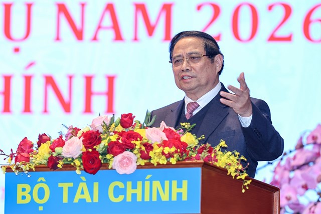 Thủ tướng khẳng định trong th&agrave;nh tựu chung của đất nước c&oacute; đ&oacute;ng g&oacute;p rất quan trọng của ng&agrave;nh t&agrave;i ch&iacute;nh - Ảnh: VGP/Nhật Bắc