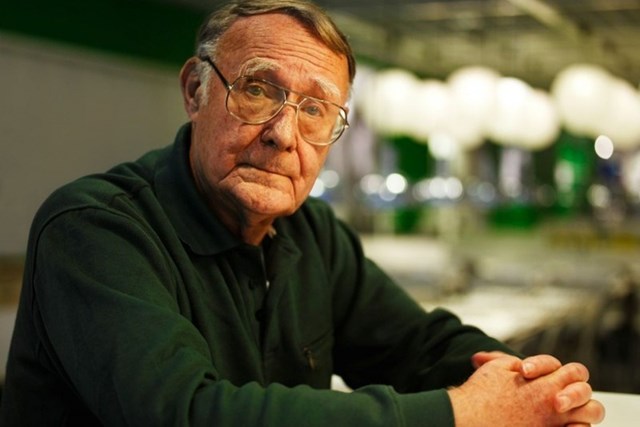 Tỷ ph&#250; Ingvar Kamprad: Từ 2 b&#224;n tay trắng th&#224;nh lập đế chế đồ gỗ IKEA - Ảnh 1