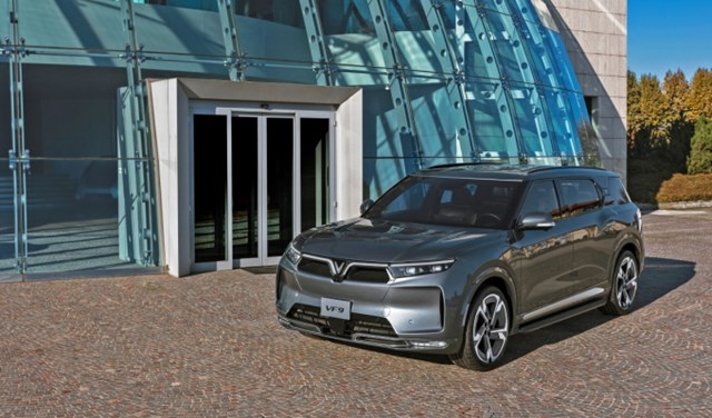 Doanh nghiệp Mỹ đặt mua 100 xe điện VinFast tại CES 2022 - Ảnh 1
