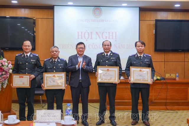 Tổng cục Thi h&#224;nh &#225;n d&#226;n sự: Đẩy mạnh hướng về cơ sở, b&#225;m s&#225;t cơ sở - Ảnh 1