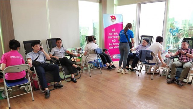 Hơn 2.400 đơn vị m&#225;u đ&#227; được hiến cho người bệnh trong chương tr&#236;nh &quot;Bảo Việt - v&#236; hạnh ph&#250;c Việt&quot; - Ảnh 2