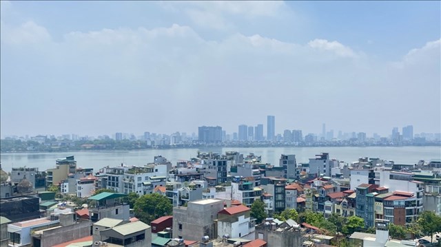 2024 sẽ l&agrave; &ldquo;vi&ecirc;n gạch đầu ti&ecirc;n&rdquo; x&acirc;y nền m&oacute;ng cho chu kỳ ph&aacute;t triển mới của thị trường bất động sản Việt Nam.