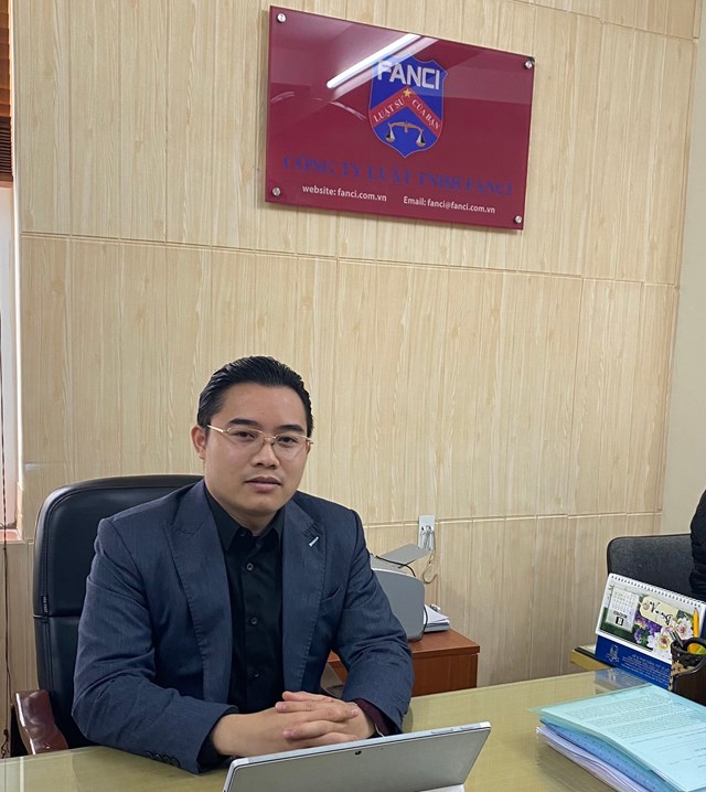 &ldquo;Vụ việc vẫn chưa c&oacute; hồi kết, một năm cũ cũng dần kh&eacute;p lại v&agrave; trong t&ocirc;i lu&ocirc;n thường trực cảm gi&aacute;c man m&aacute;c buồn khi phải chứng kiến trong thời buổi dịch bệnh kh&oacute; khăn m&agrave; nhiều doanh nghiệp phải gặp những rủi ro trong c&ocirc;ng việc v&agrave; đ&aacute;ng buồn hơn l&agrave; những kh&oacute; khăn đ&oacute; kh&ocirc;ng được chia sẻ, kh&ocirc;ng được c&aacute;c b&ecirc;n nh&igrave;n nhận một c&aacute;ch đ&uacute;ng đắn&hellip;&rdquo;&hellip; &nbsp; &nbsp;&nbsp;&nbsp;&nbsp;&nbsp;&nbsp;&nbsp;&nbsp;&nbsp; (Luật sư Nguyễn Đại Hải)